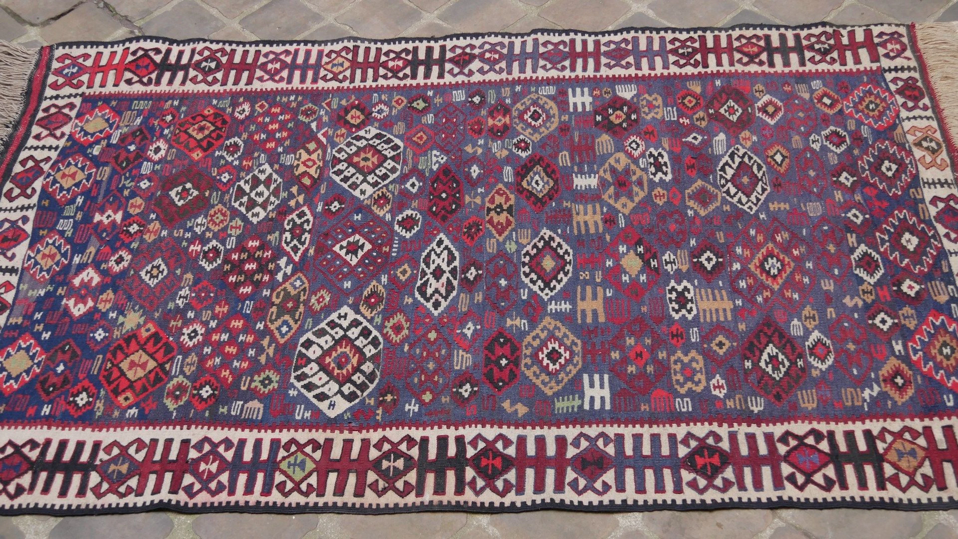 Ancien et original tapis Kilim Karamani -... - Lot 61 - Rossini