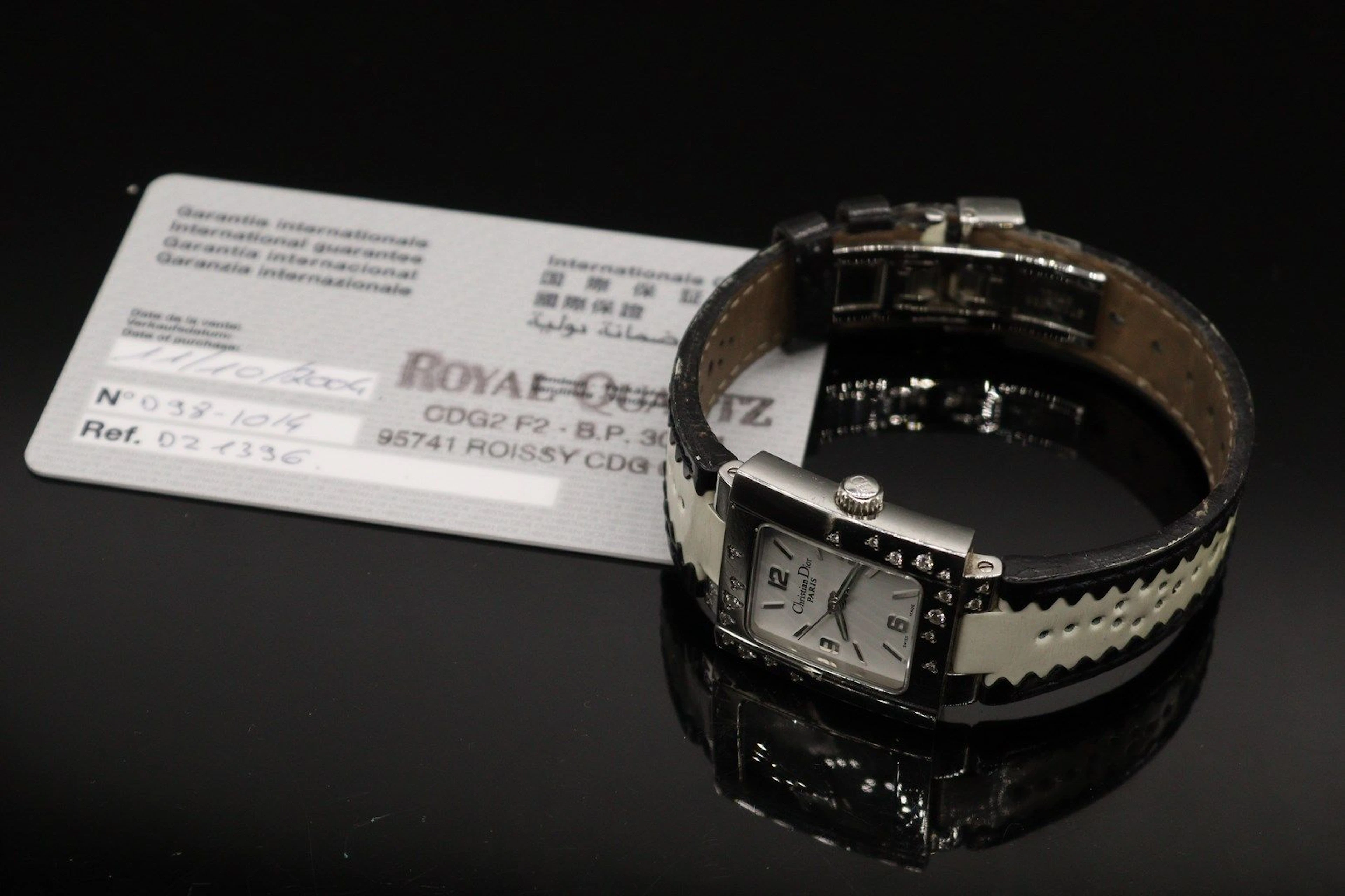 DIOR Montre bracelet de dame, boîtier carré... - Lot 358 - Rossini
