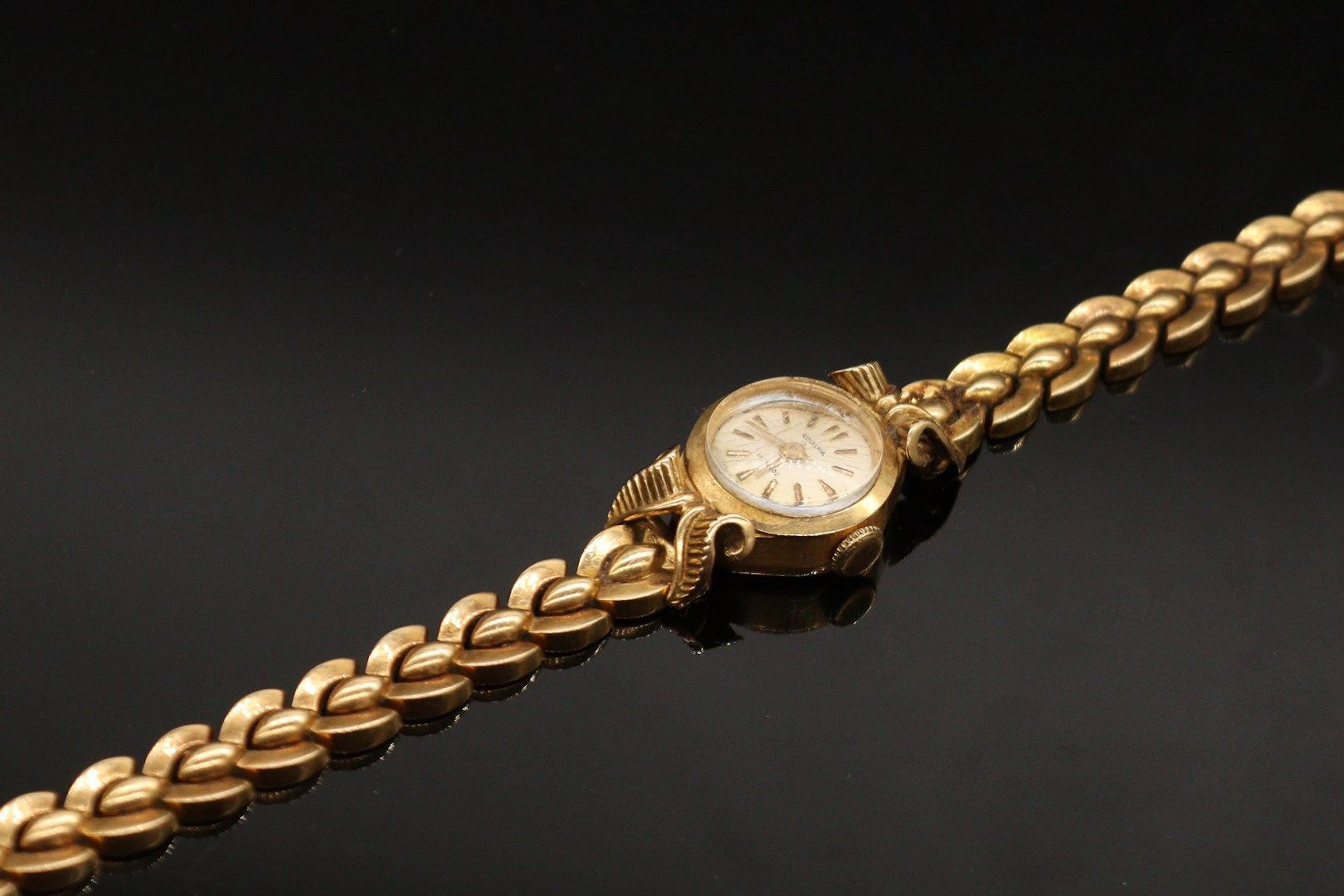 RODANIA Montre bracelet de dame, boîte et... - Lot 360 - Rossini