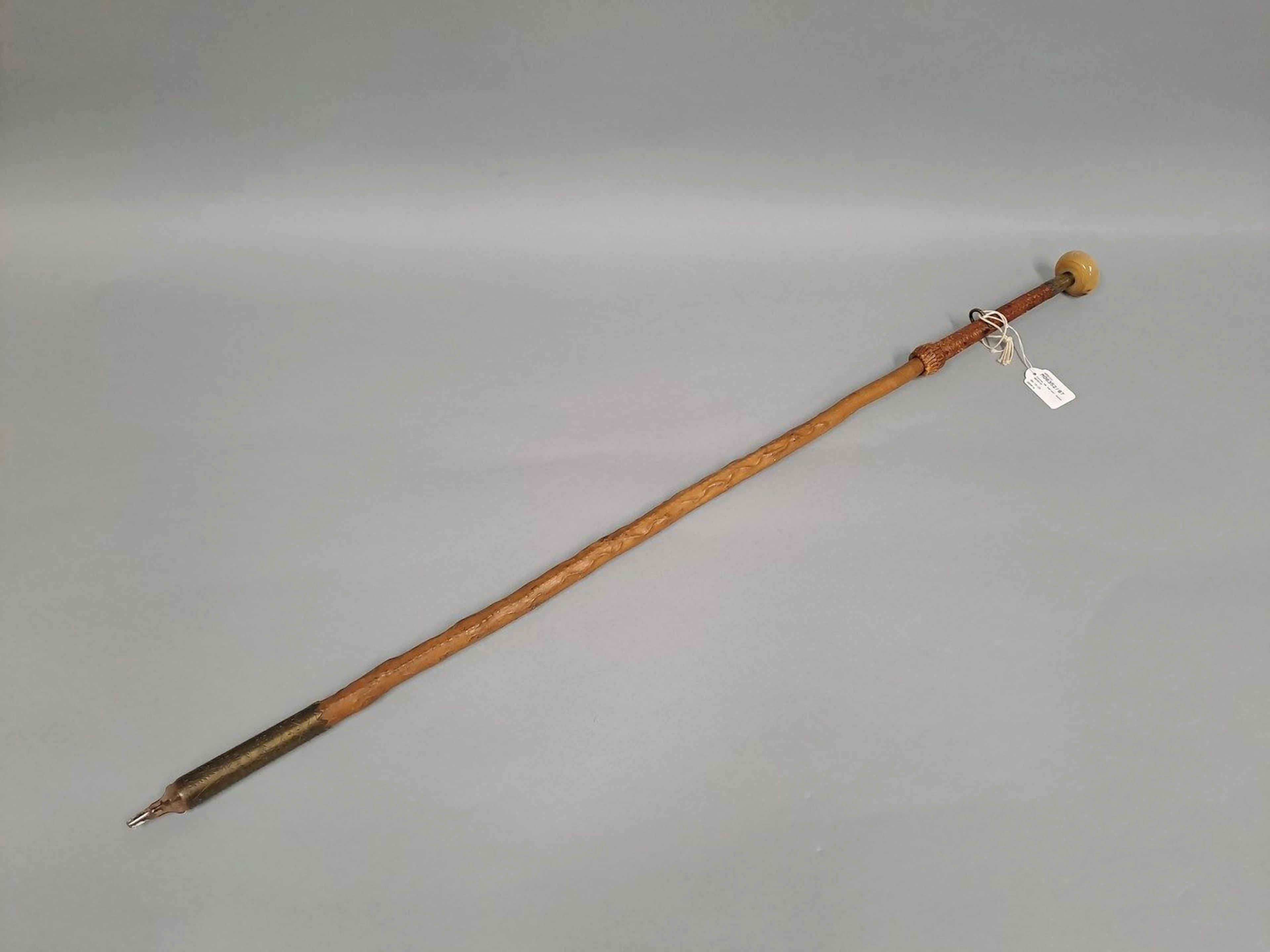 Canne de berger basque dite Makila, le pommeau... - Lot 210 - Rossini