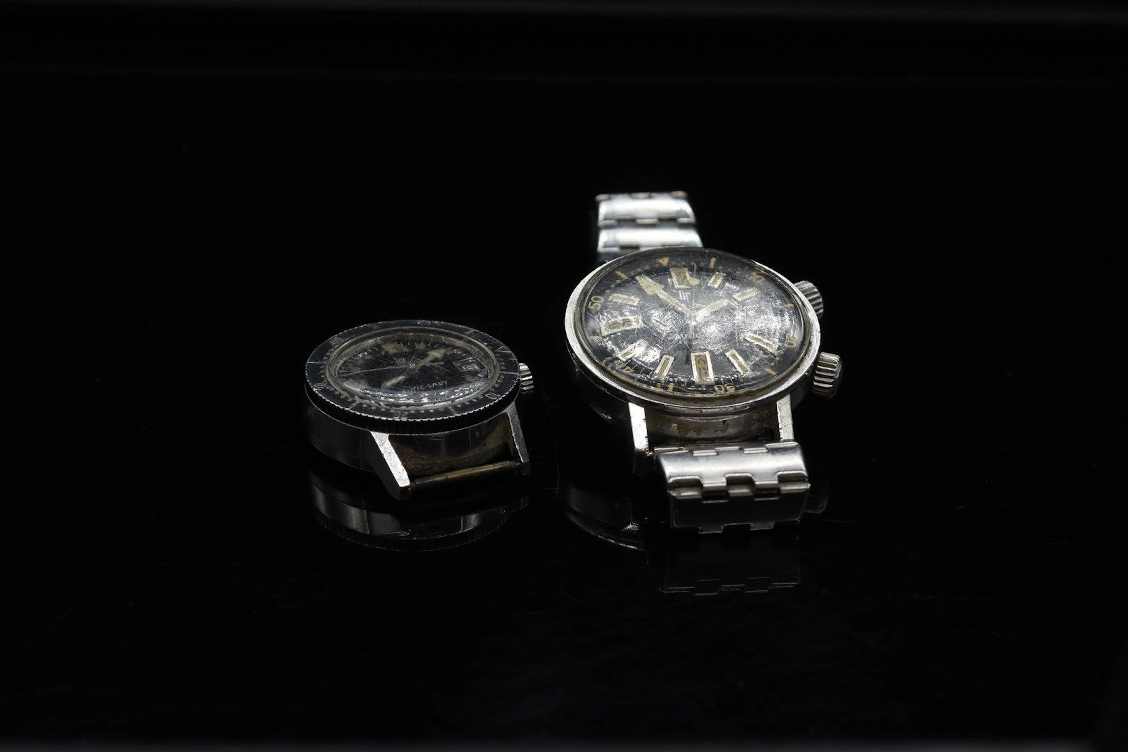 LIP Lot de deux montres comprenant : -... - Lot 393 - Rossini