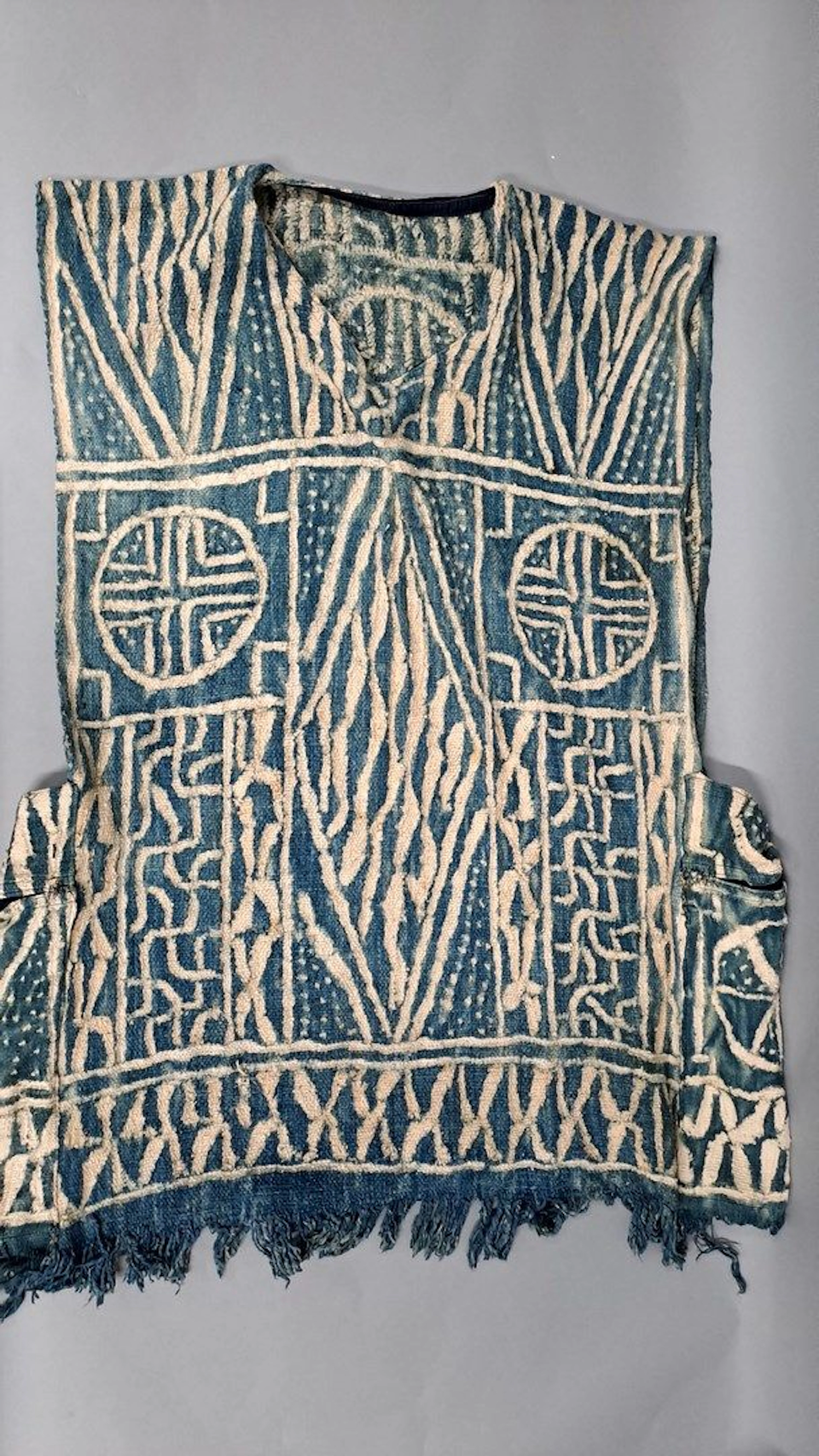 Boubou de dignitaire BAMILEKE du Cameroun,... - Lot 143 - Rossini