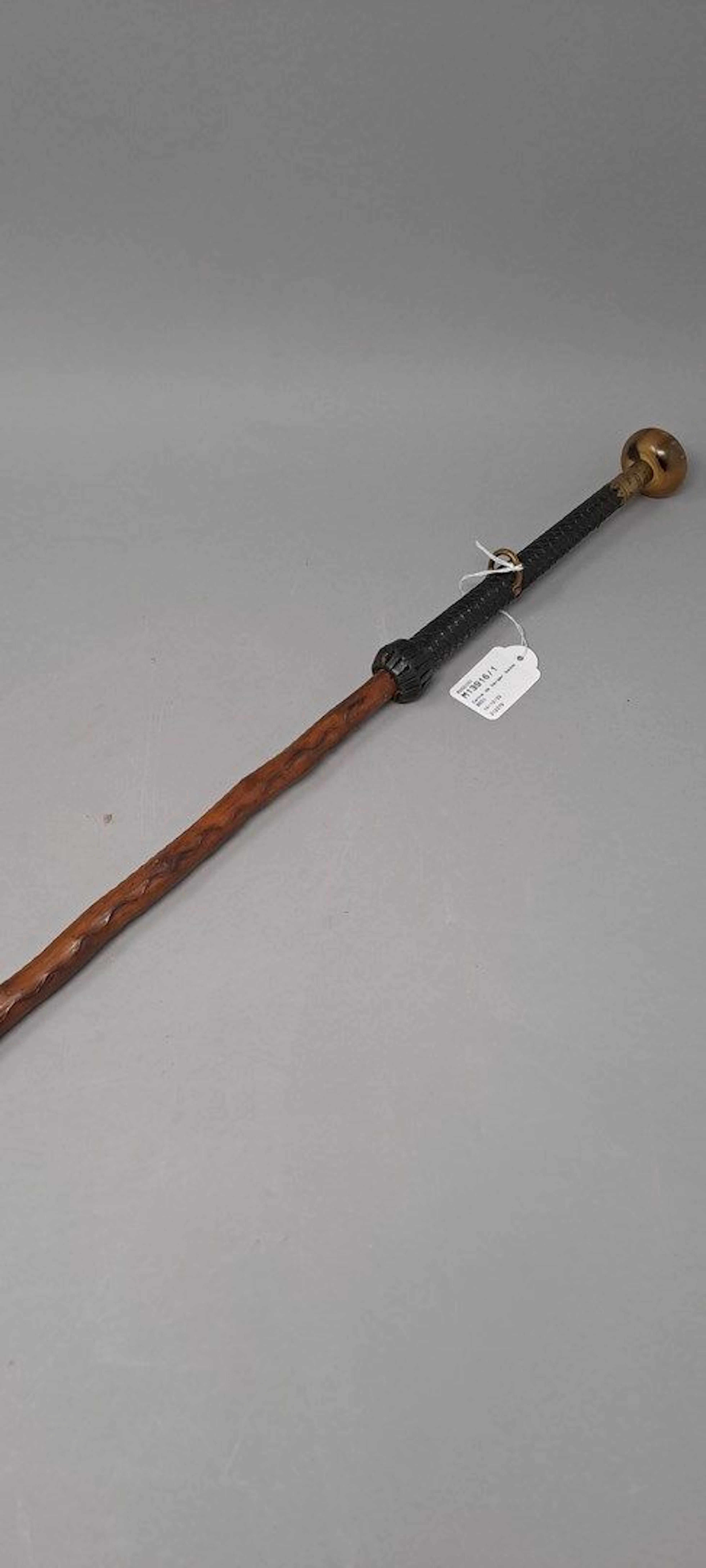 Canne de berger basque dite Makila, le pommeau... - Lot 458 - Rossini