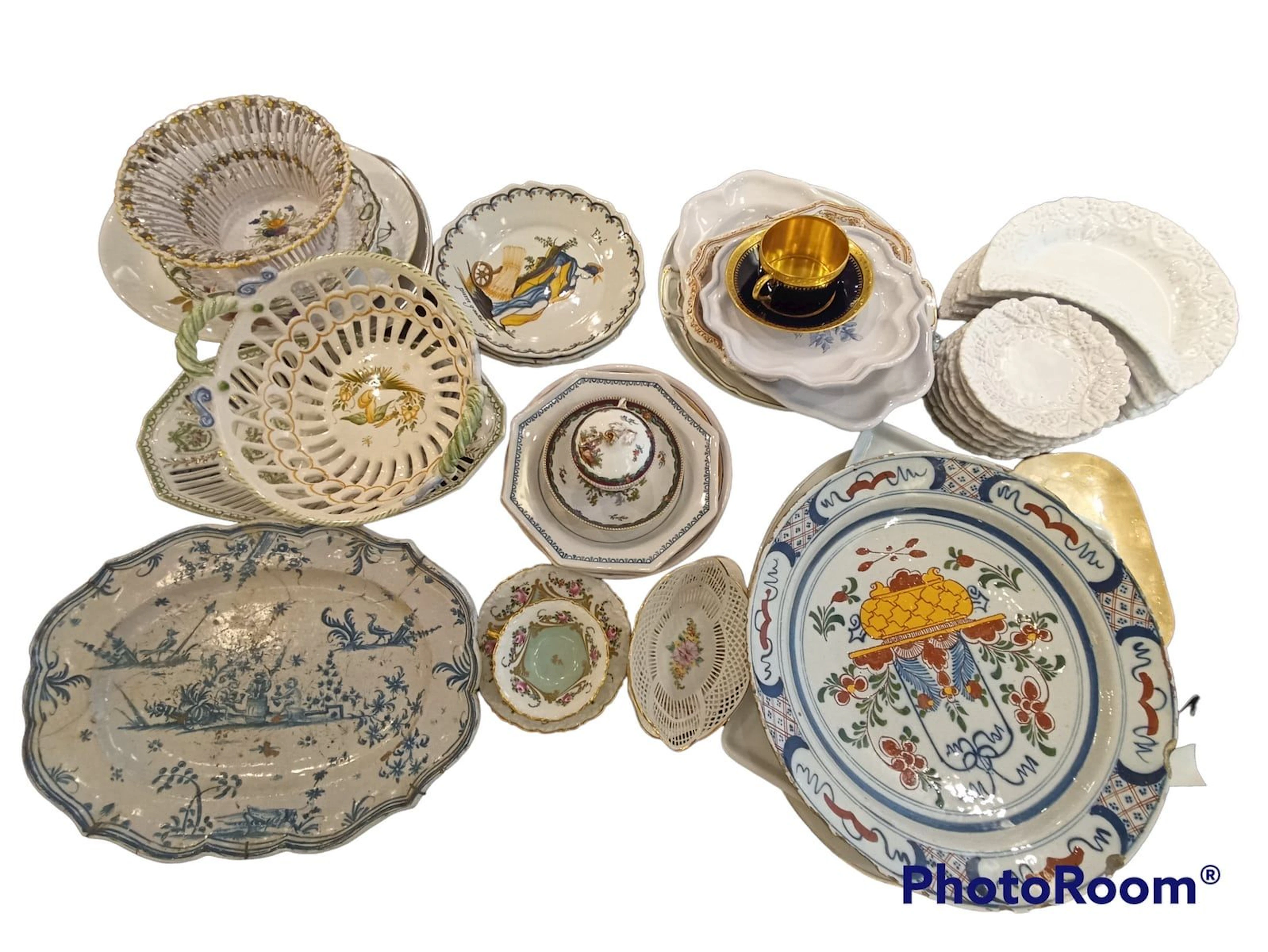 Belle manette de divers plats et assiettes... - Lot 235 - Rossini