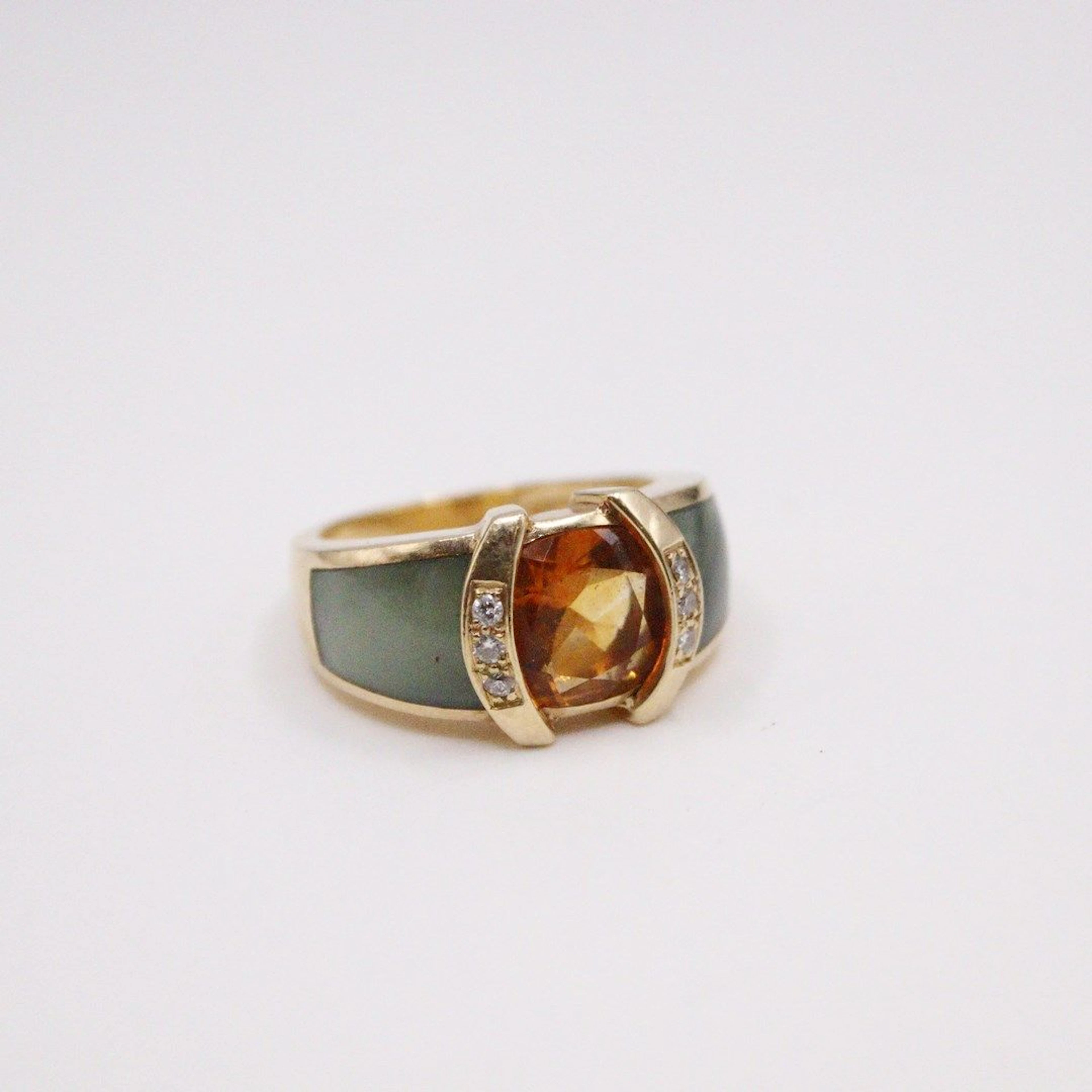 Bague en or jaune 18k (750) ornée d'une citrine... - Lot 355 - Rossini