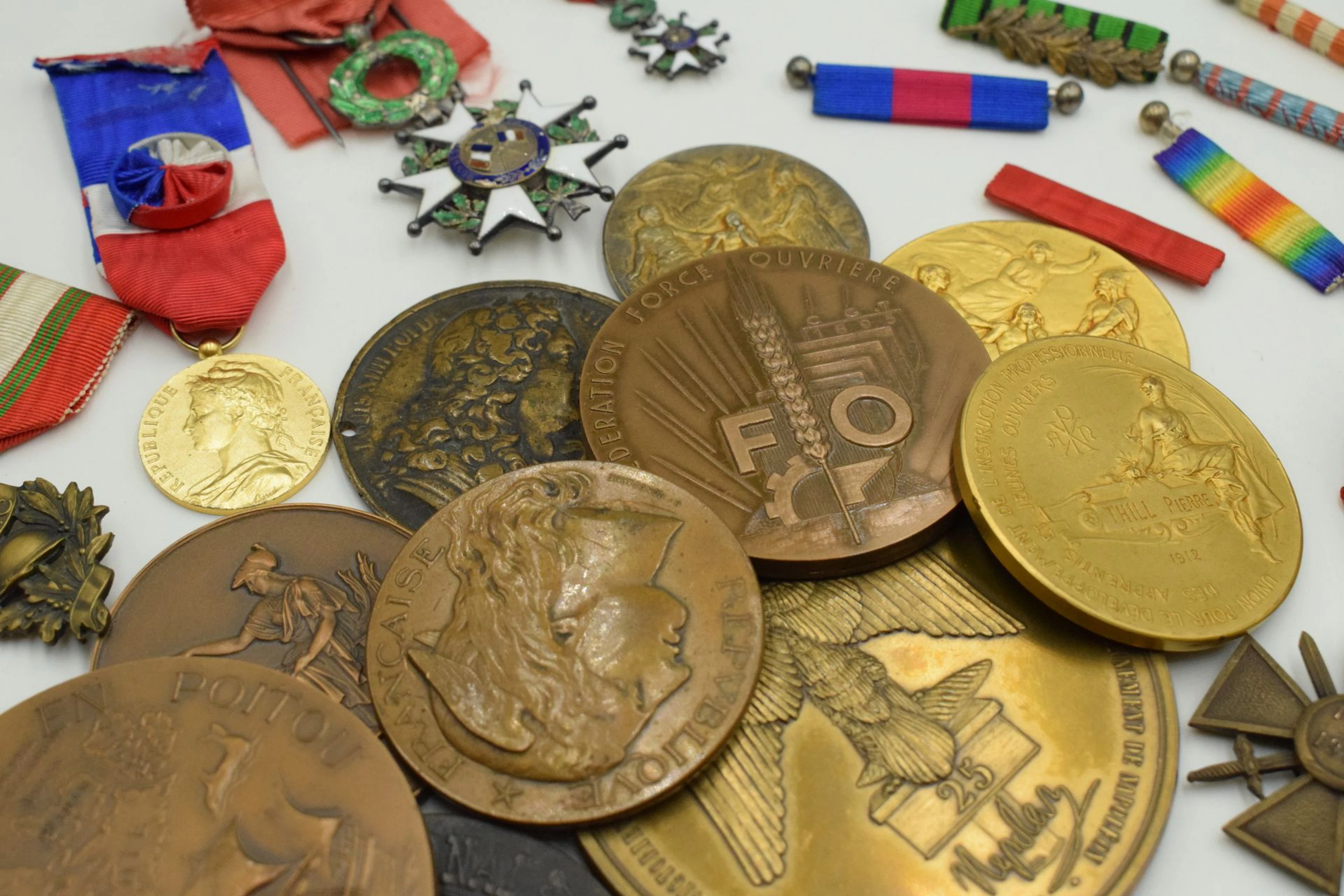 Lot de 7 médailles en bronze comprenant :... - Lot 91 - Rossini