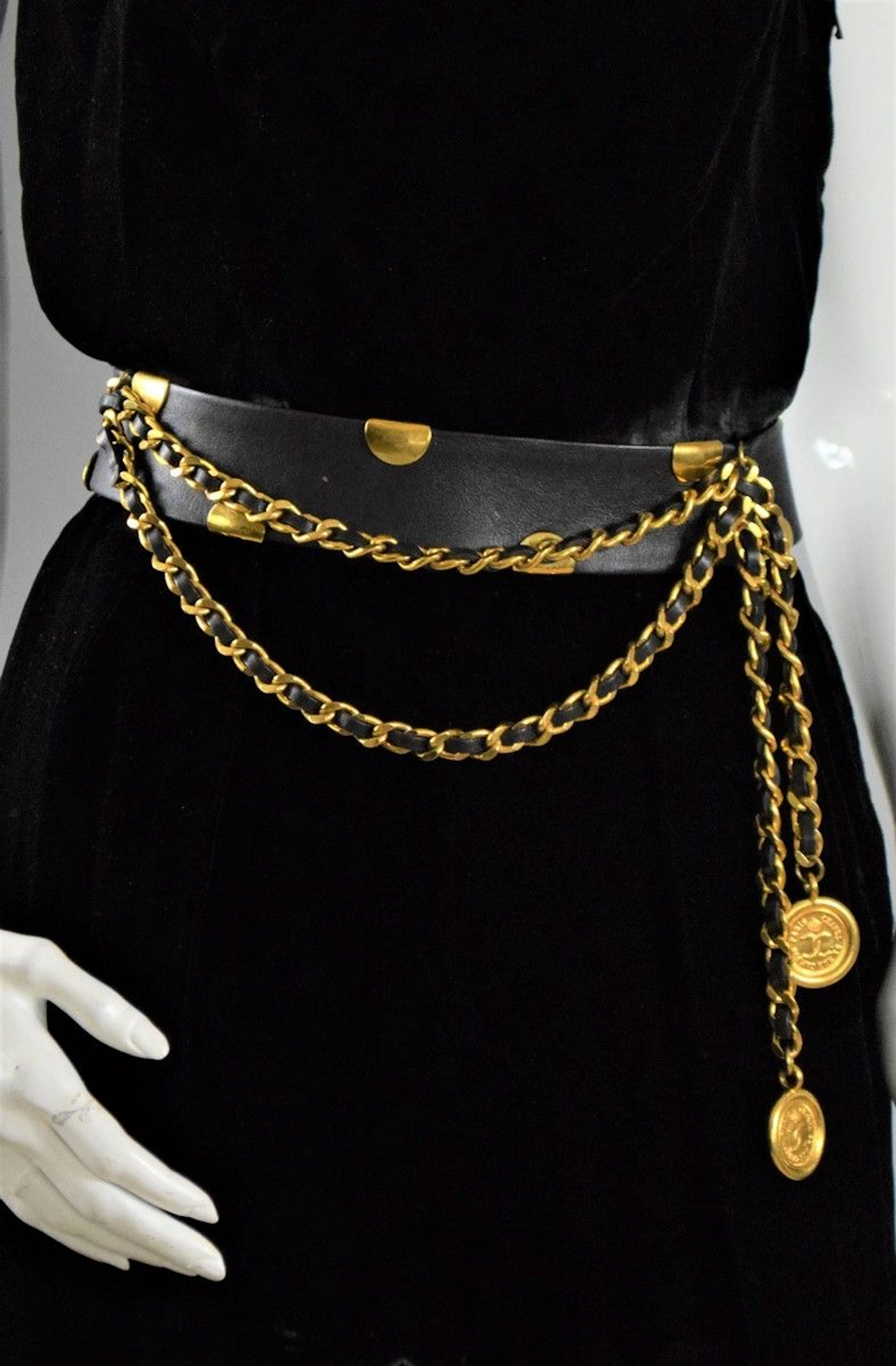 CHANEL Printemps/Été 1993 Ceinture en agneau... - Lot 204 - Rossini