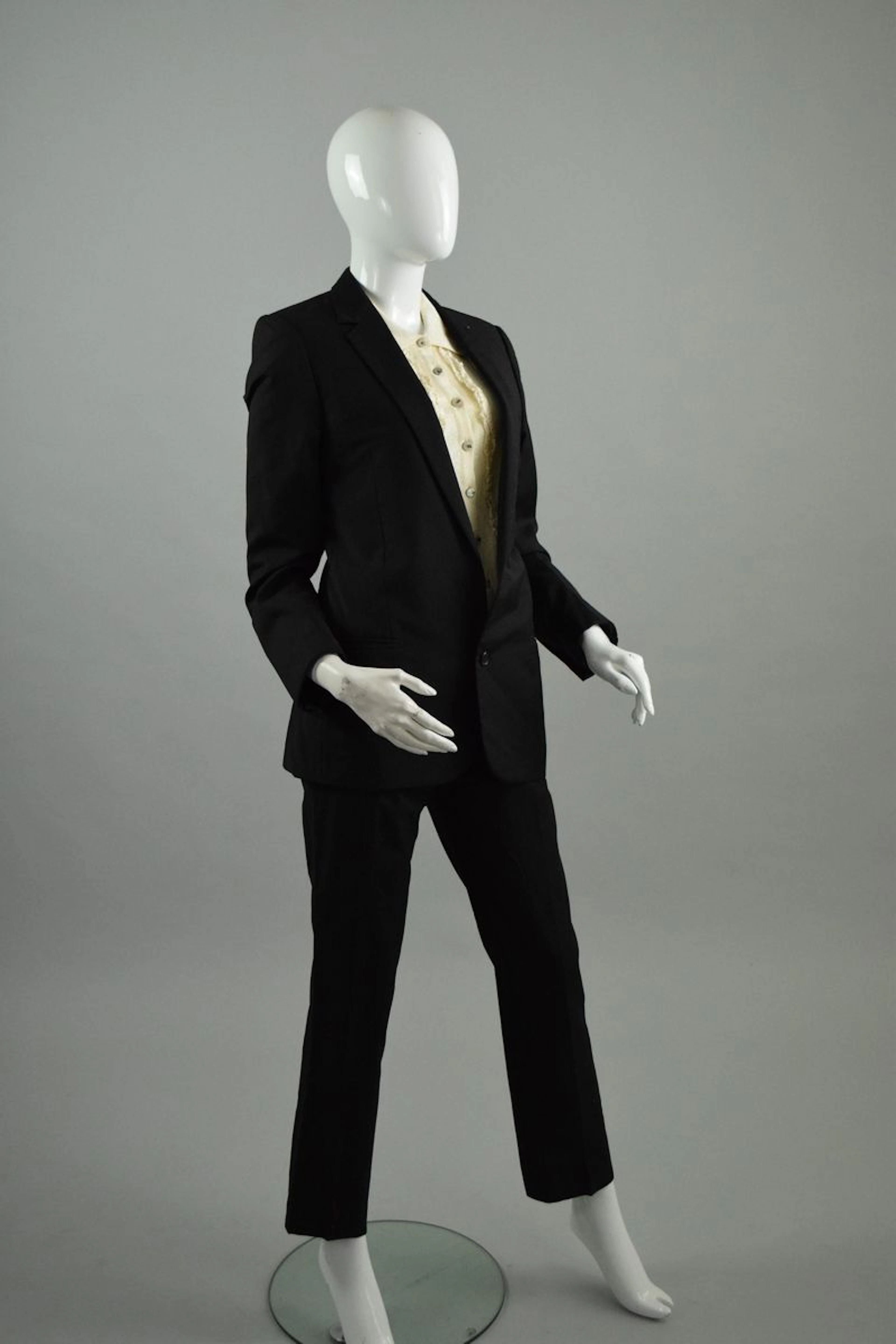 DIOR Costume pour homme très petite taille,... - Lot 63 - Rossini