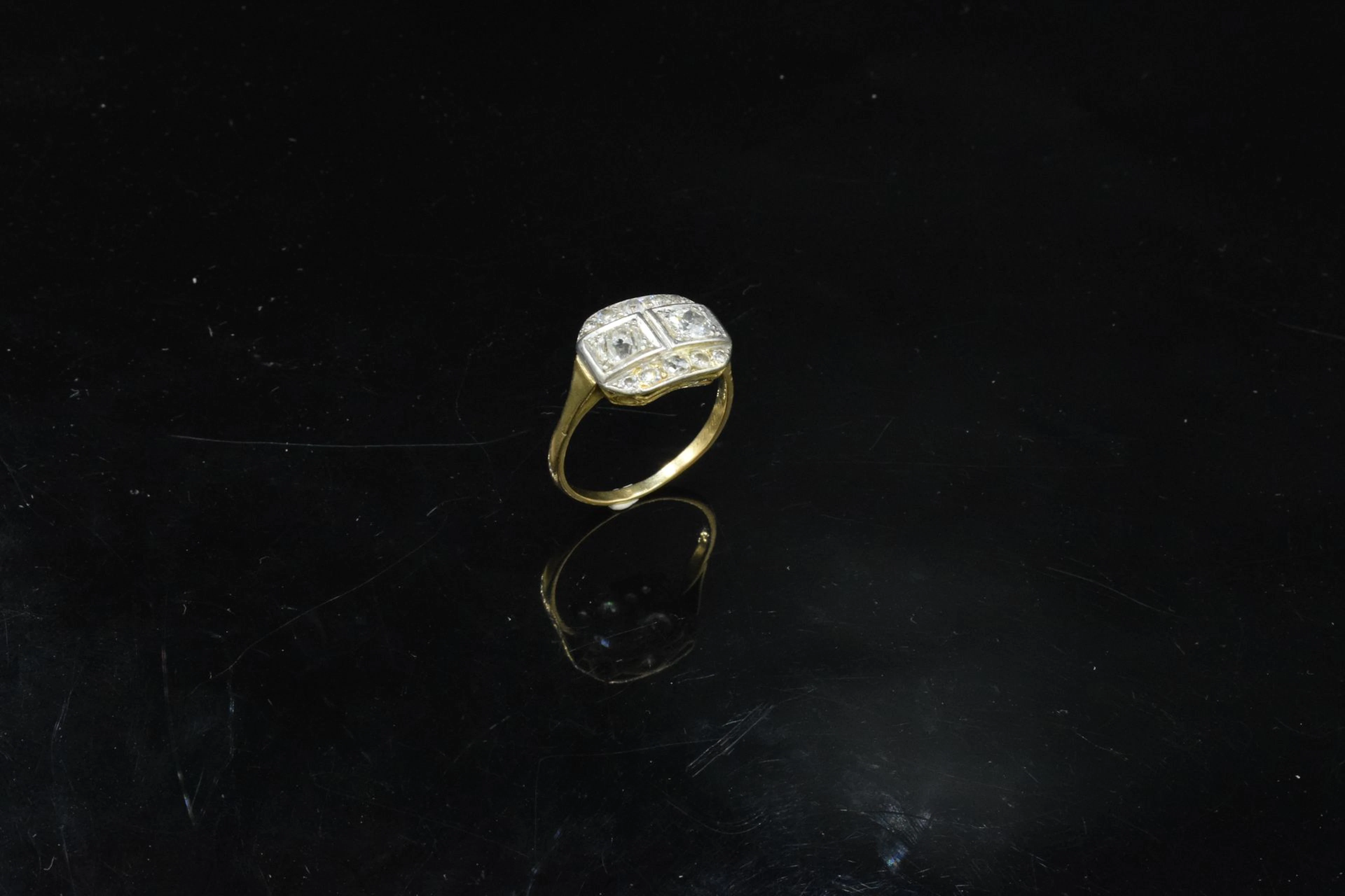Bague en or jaune 18K (750) et platine ornée... - Lot 271 - Rossini