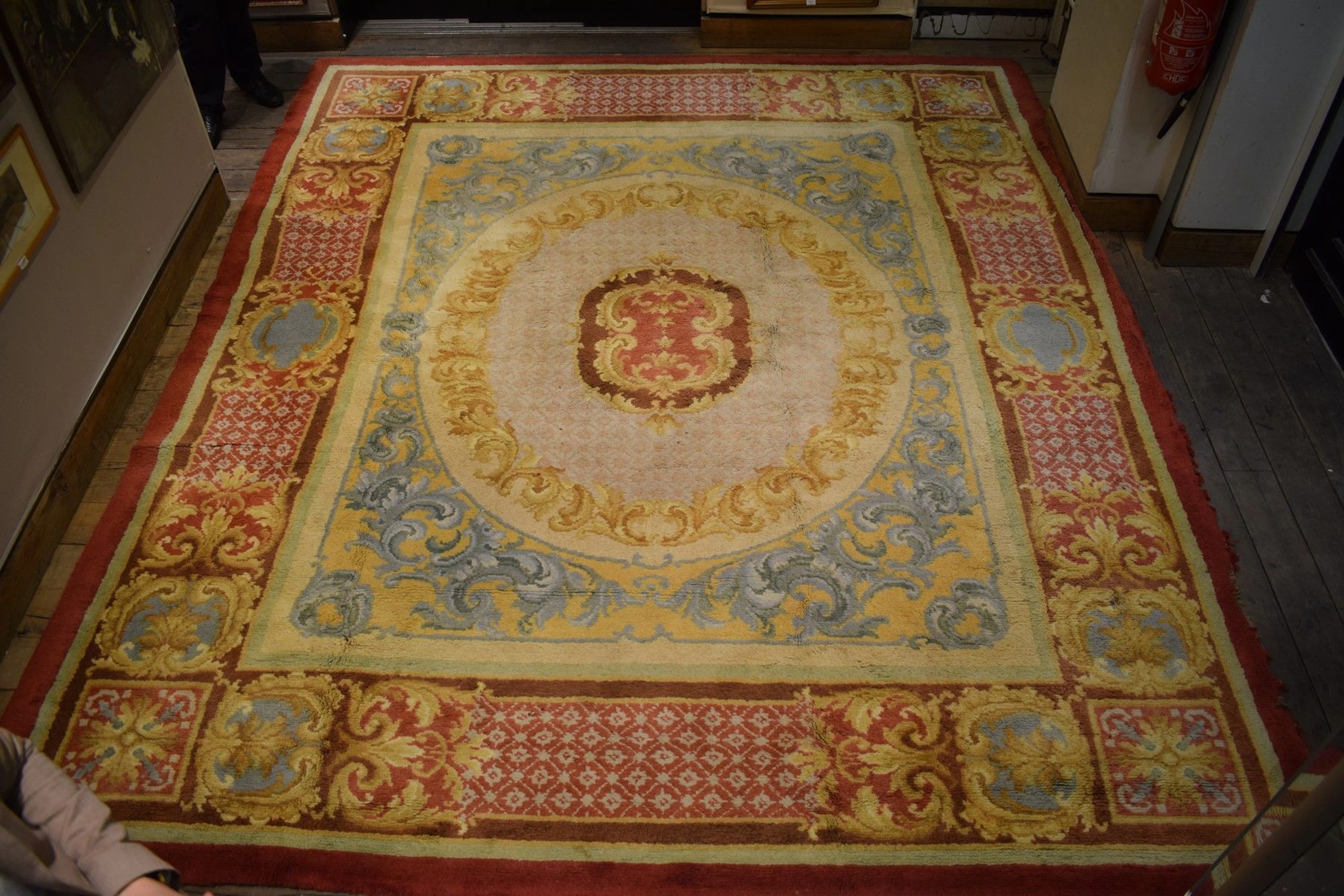 Tapis au point de la Savonnerie (Espagne... - Lot 538 - Rossini