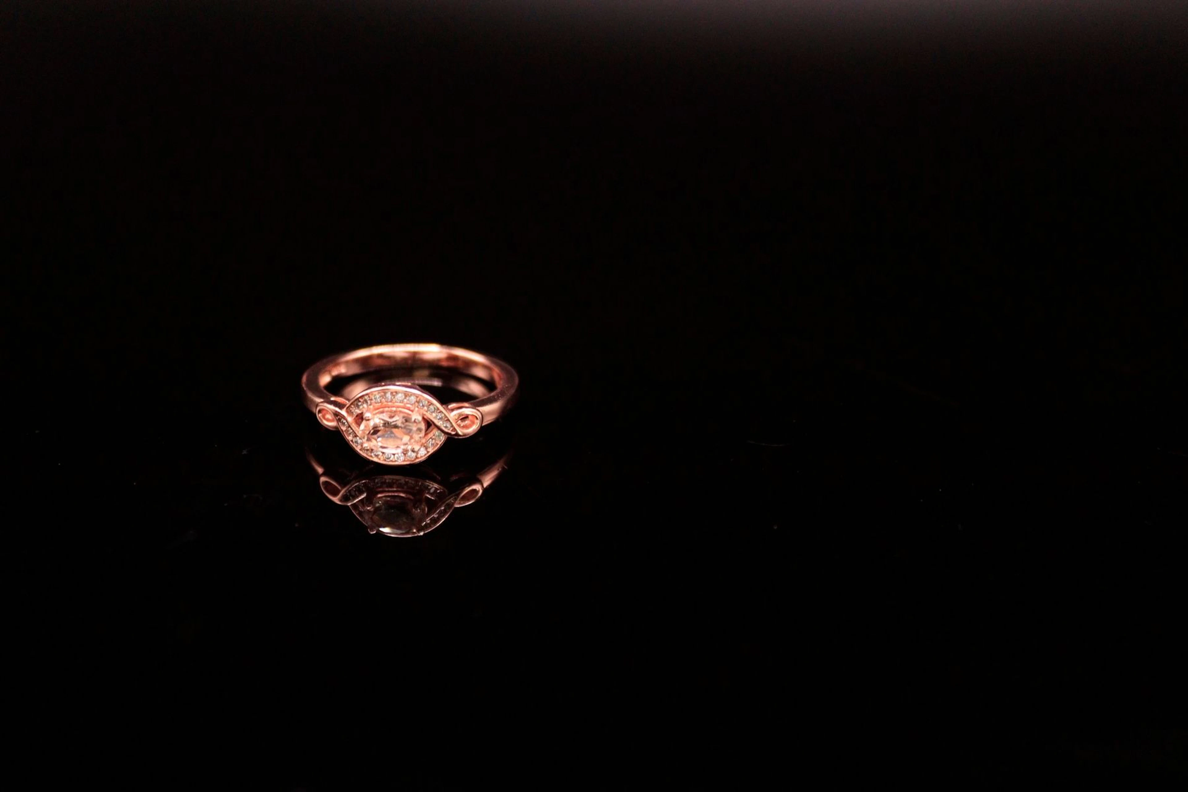 Bague en vermeil rose 925° centrée d'une... - Lot 446 - Rossini