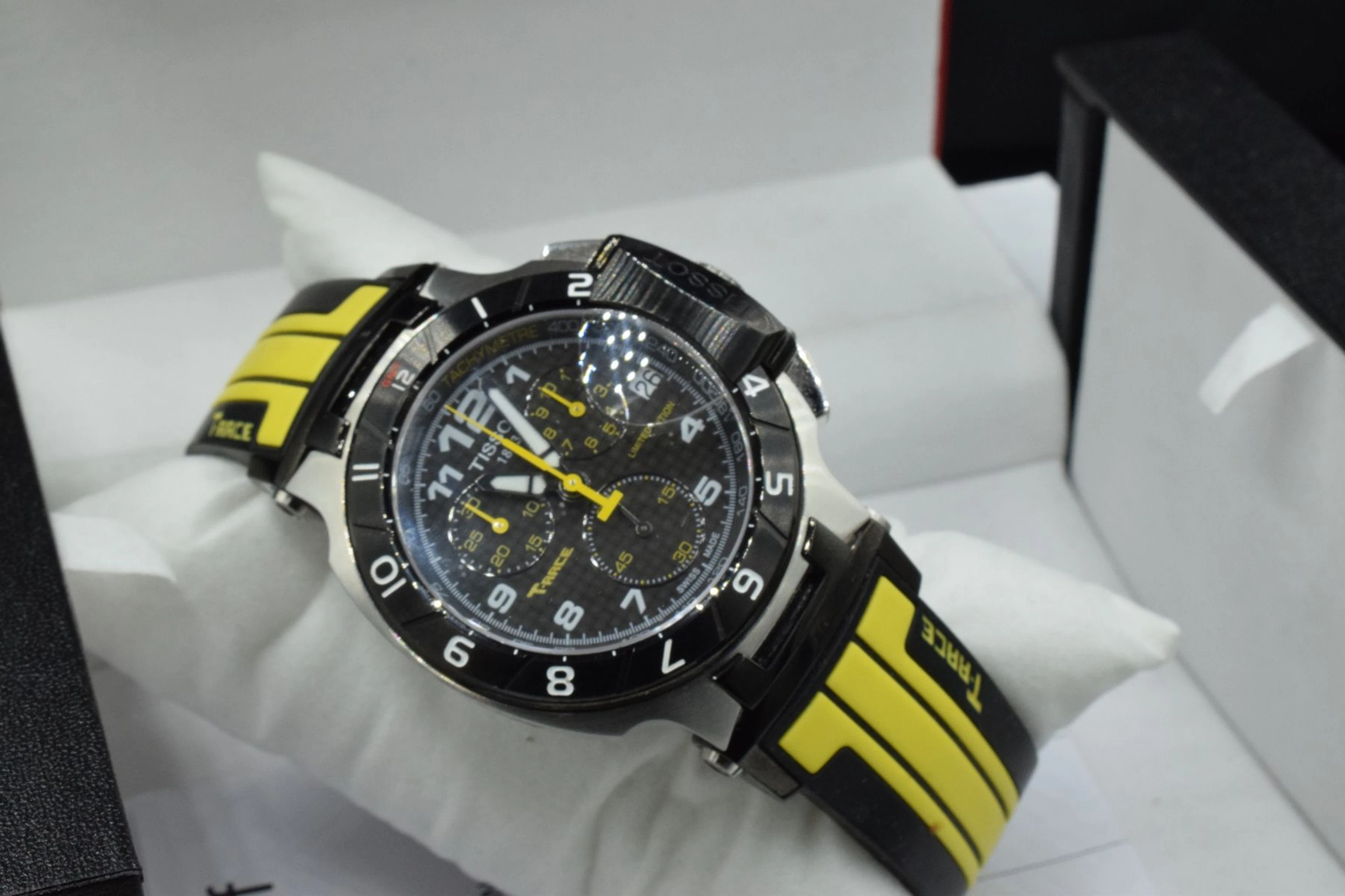 TISSOT Modèle T-RACE MOTO GP, N°755/8888 Montre... - Lot 542 - Rossini