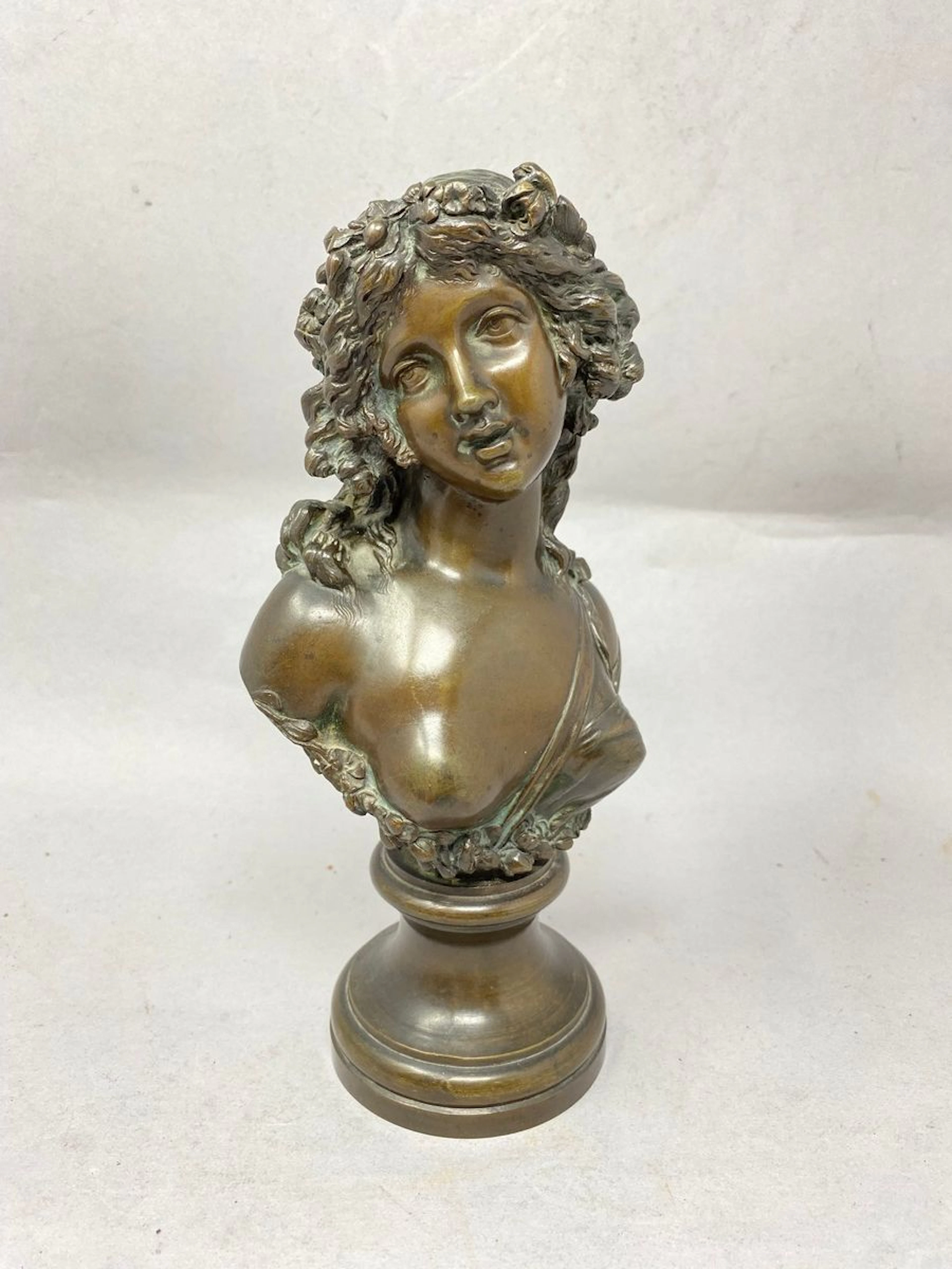 Sculpture en bronze représentant un buste... - Lot 464 - Rossini