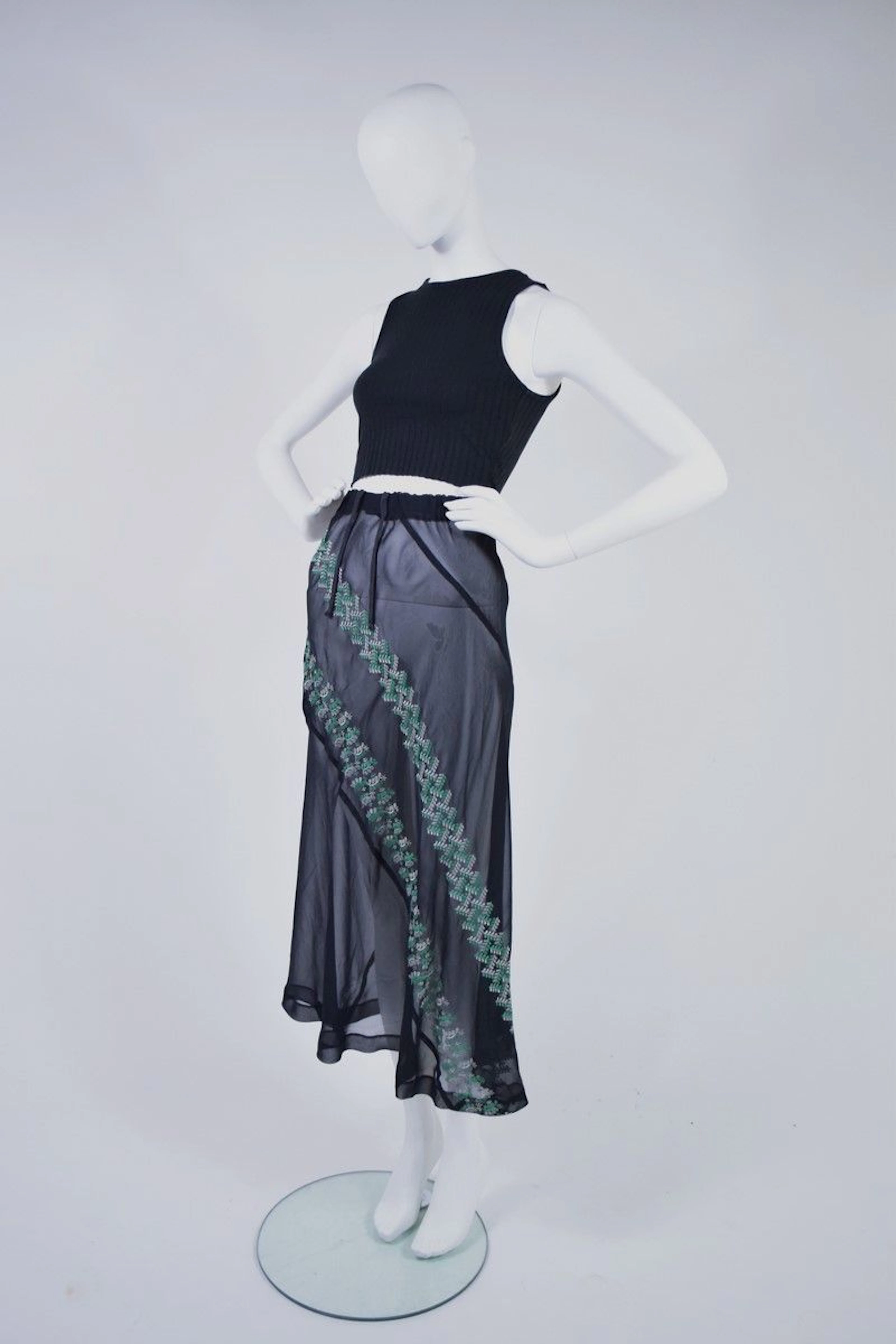 COMME DES GARÇONS Jupe semi-transparente... - Lot 499 - Rossini