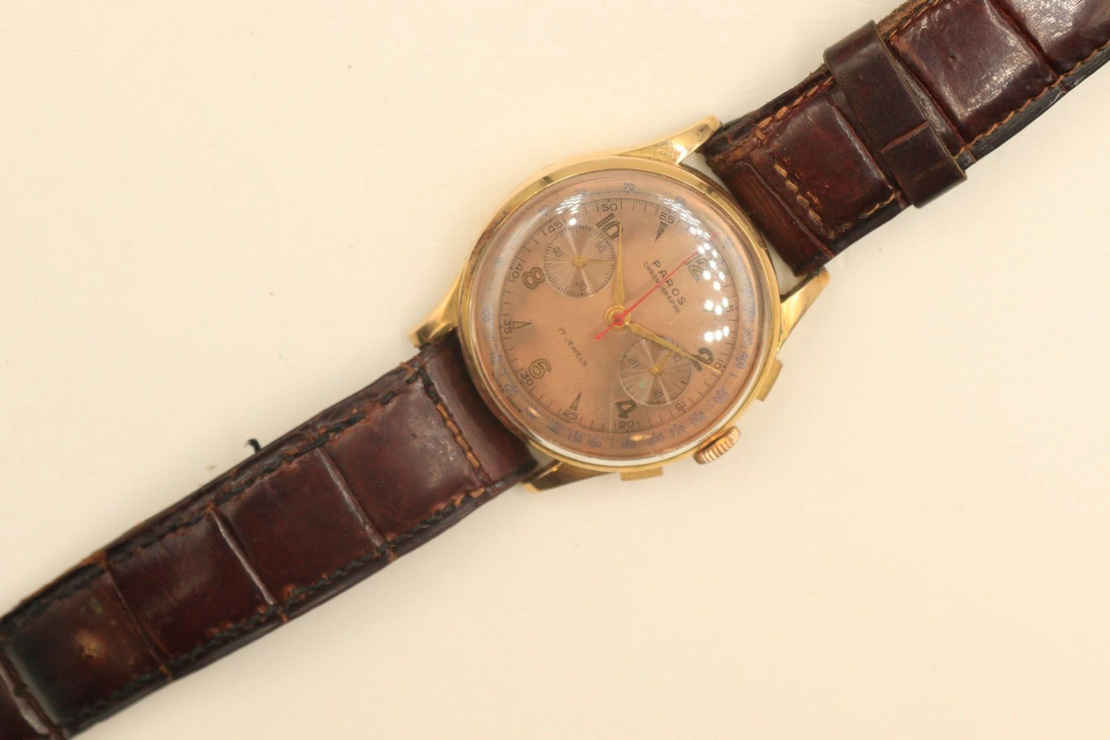 PAROS Montre bracelet d'homme en or jaune... - Lot 989 - Rossini