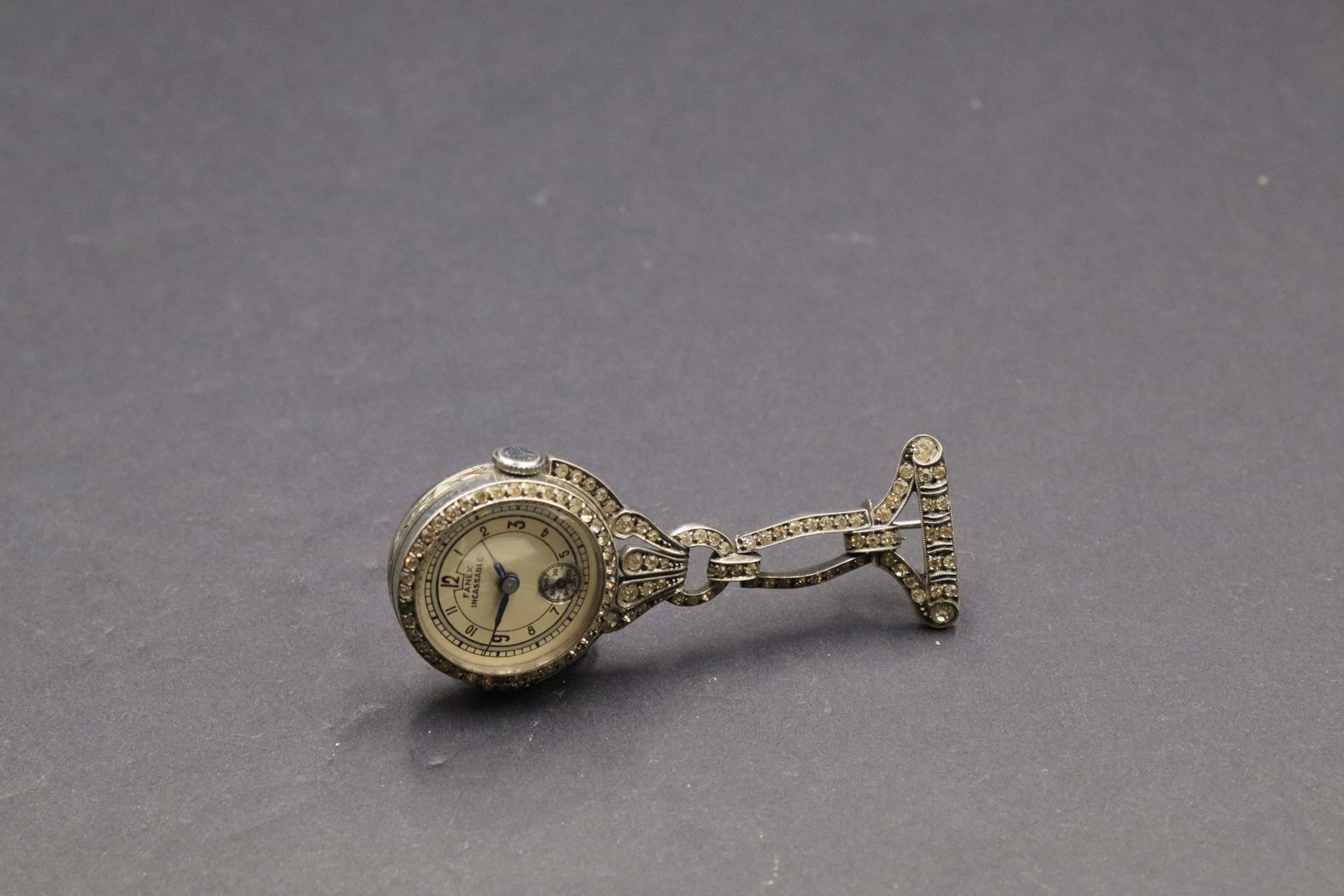 FANEX Montre de dame à broche, la monture... - Lot 358 - Rossini