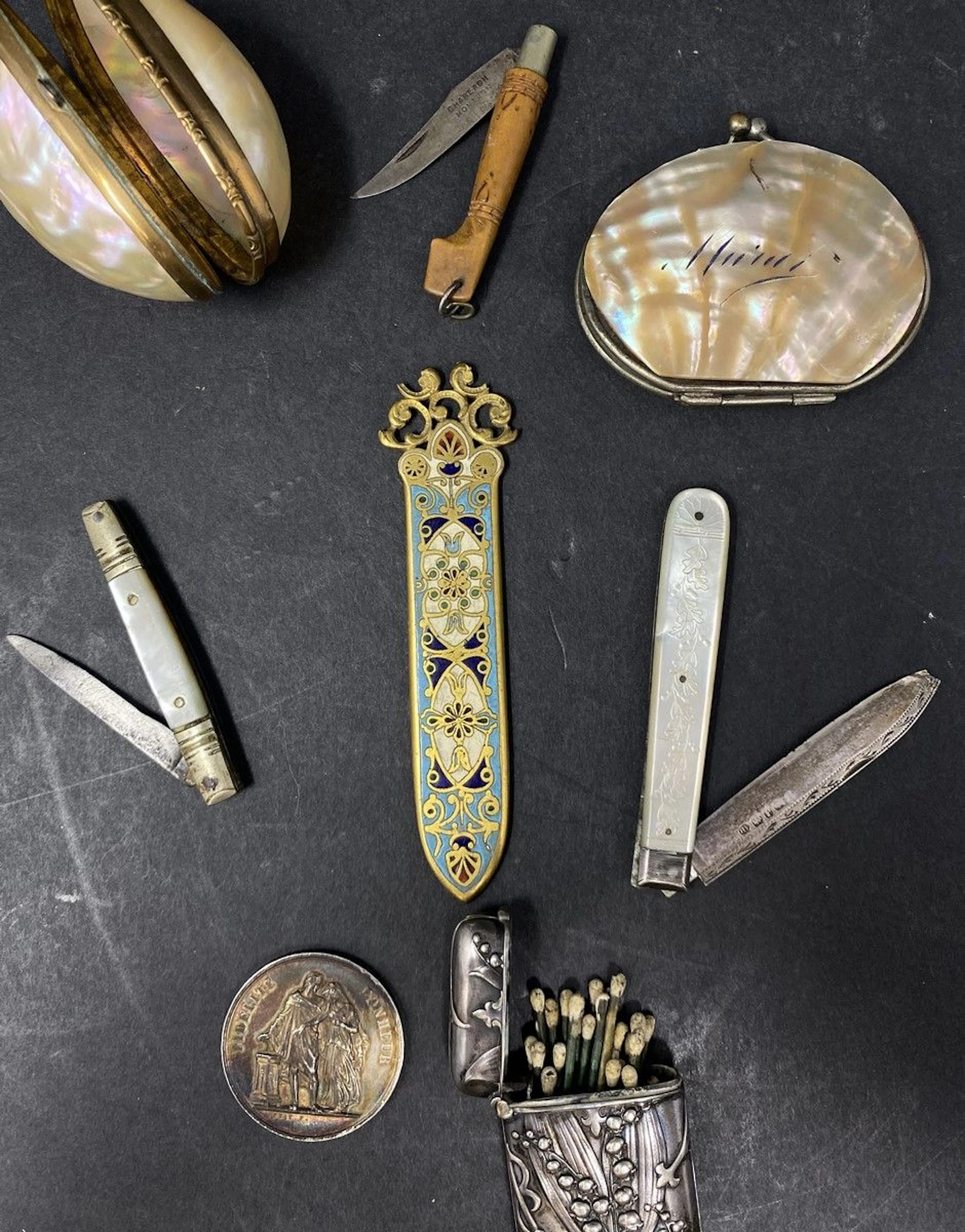 Réunion d'objets de vitrine des XIXème et... - Lot 166 - Rossini