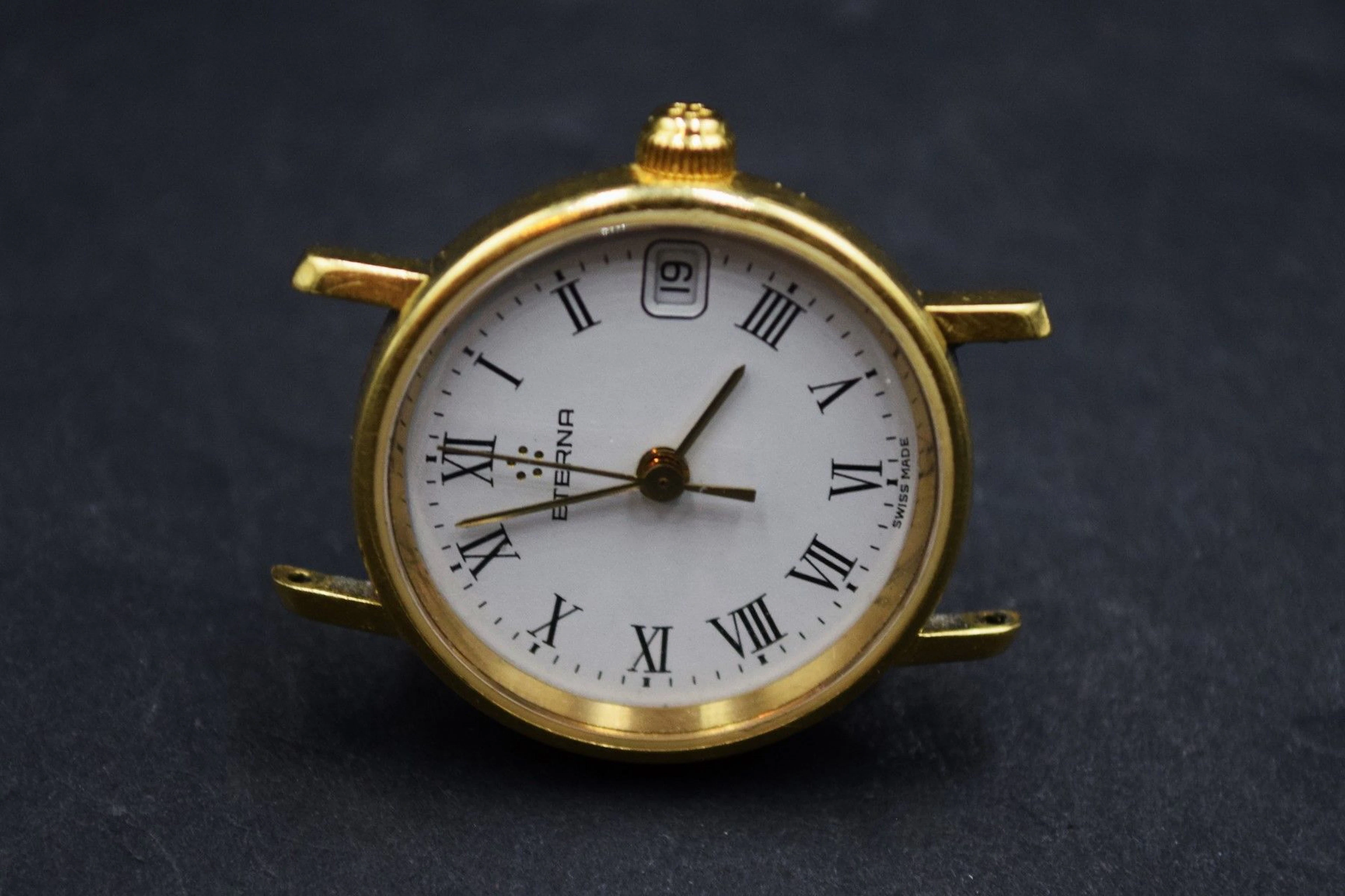 ETERNA N°470068 Boitier de montre de dame... - Lot 517 - Rossini