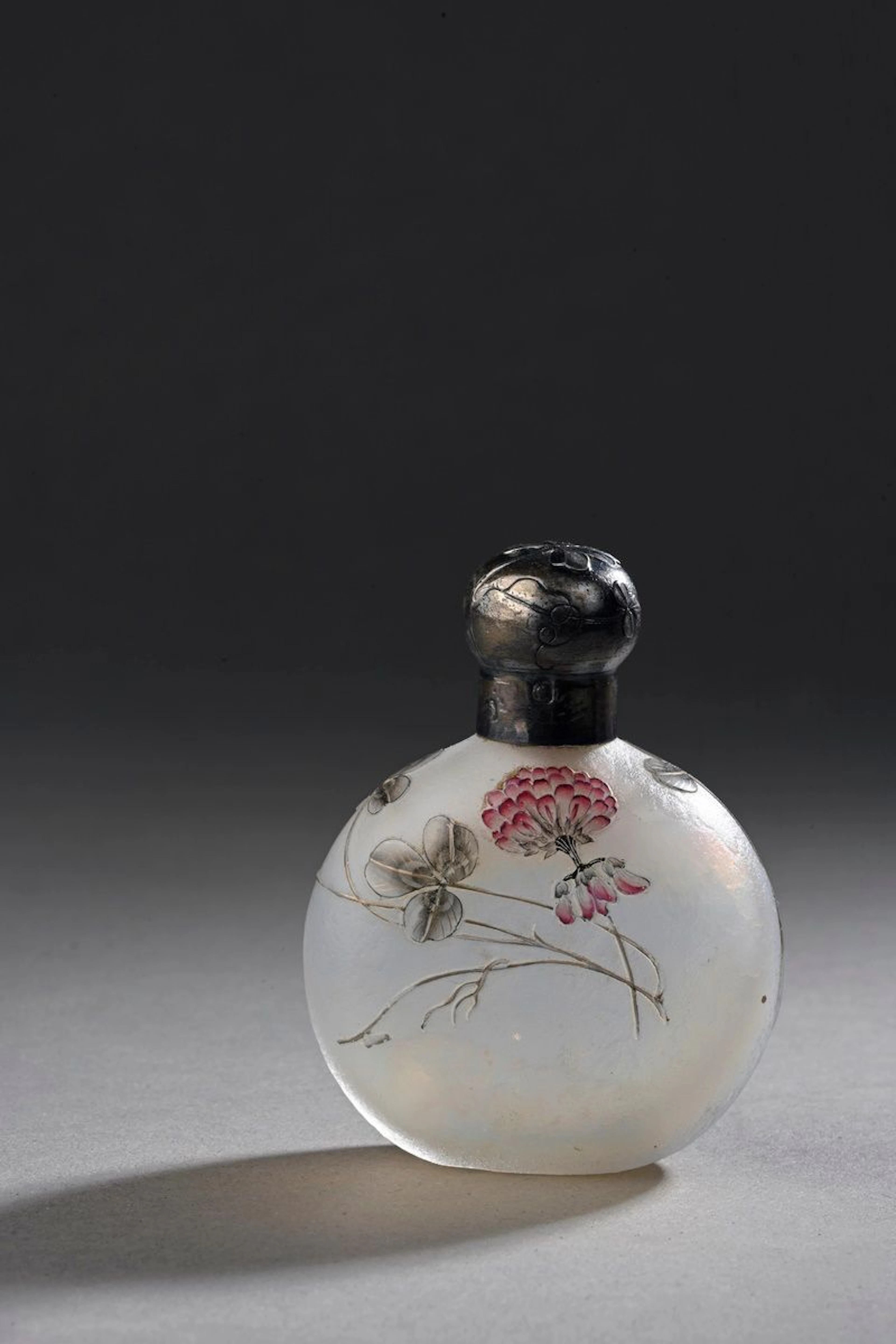 DAUM - NANCY Flacon à corps ovoïde méplat... - Lot 103 - Rossini