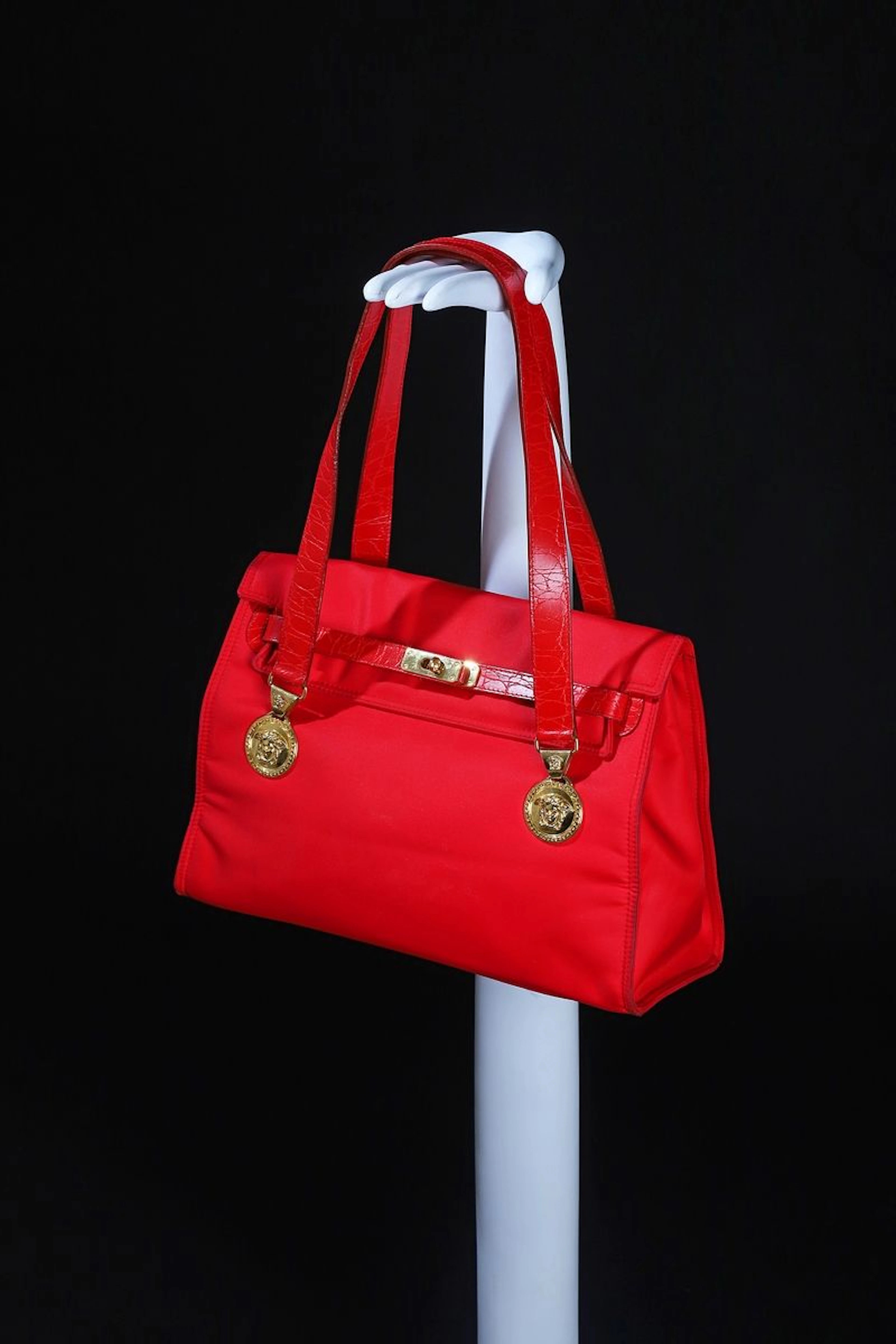 GIANNI VERSACE Couture Sac porté main ou... - Lot 40 - Rossini