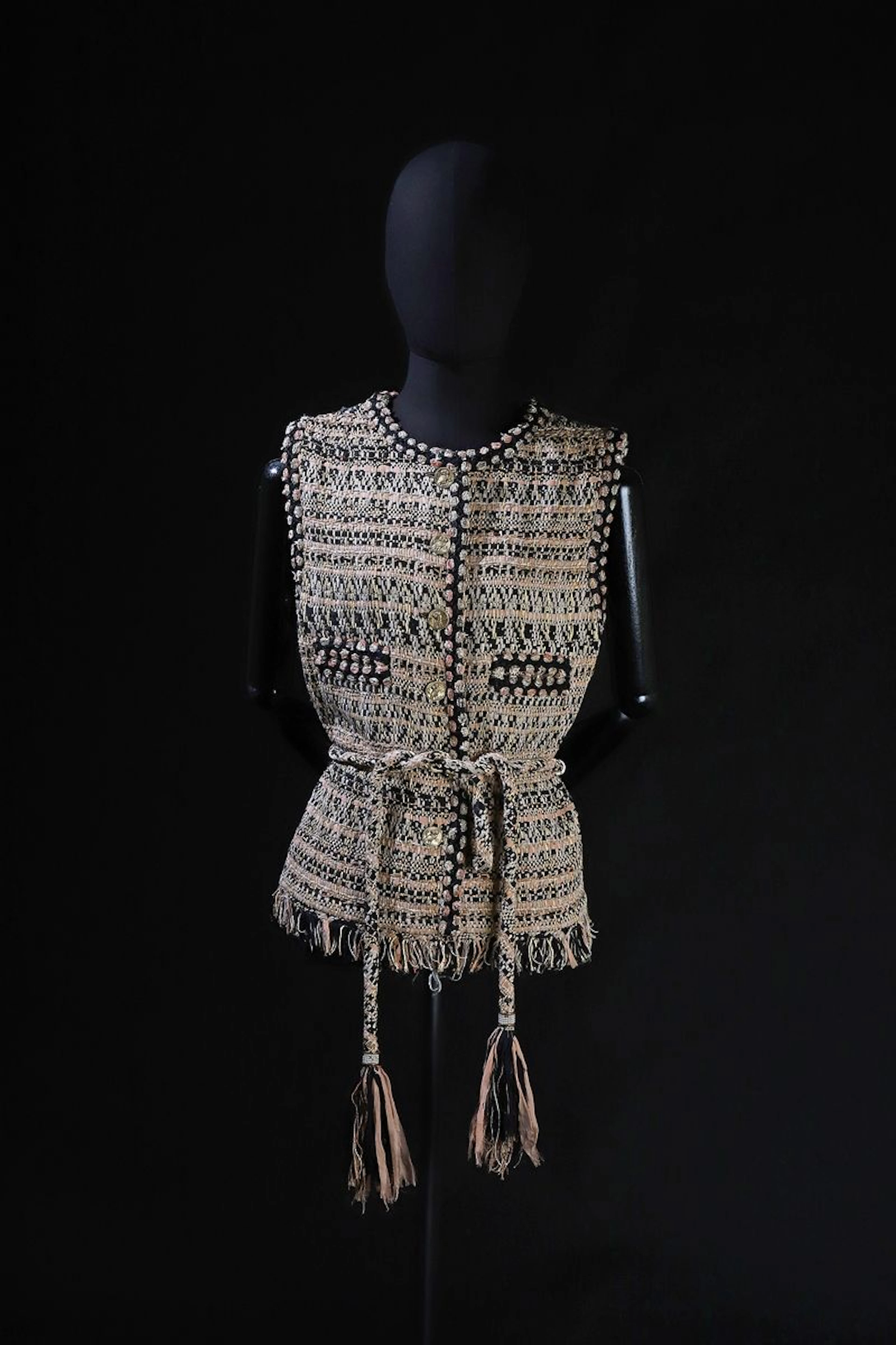CHANEL Prototype Veste courte sans manches... - Lot 231 - Rossini