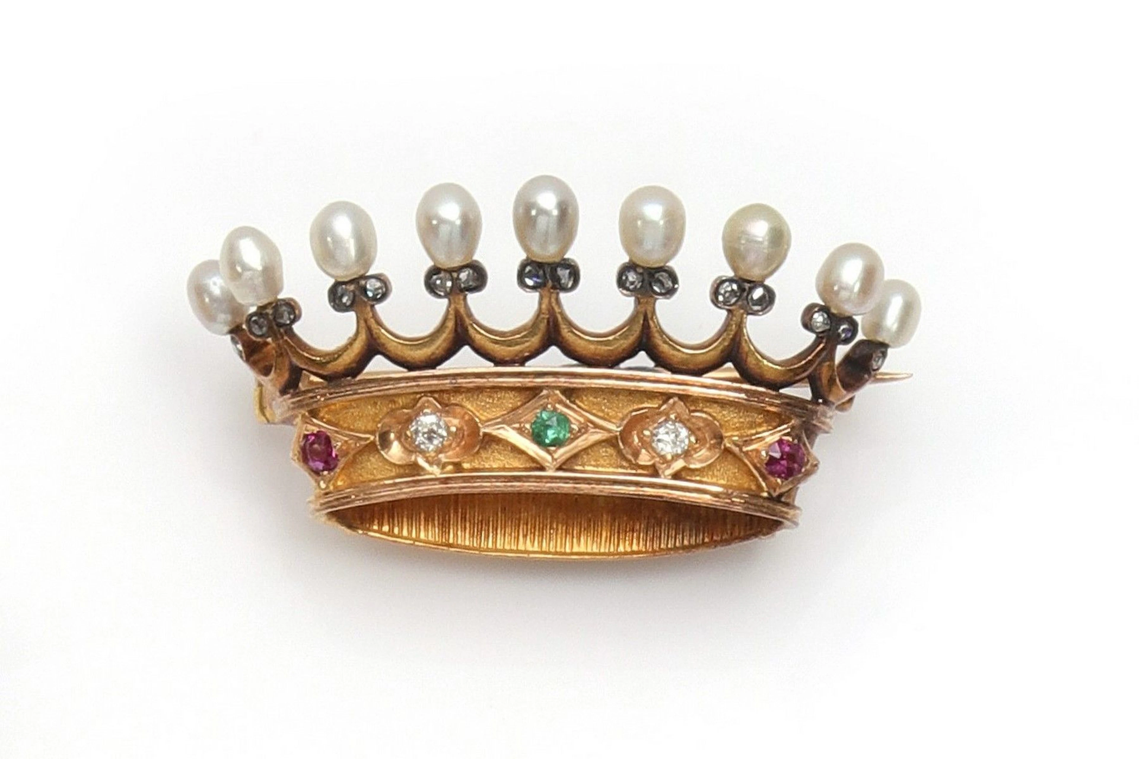 Broche en or 18K (750) dessinant une couronne... - Lot 119 - Rossini