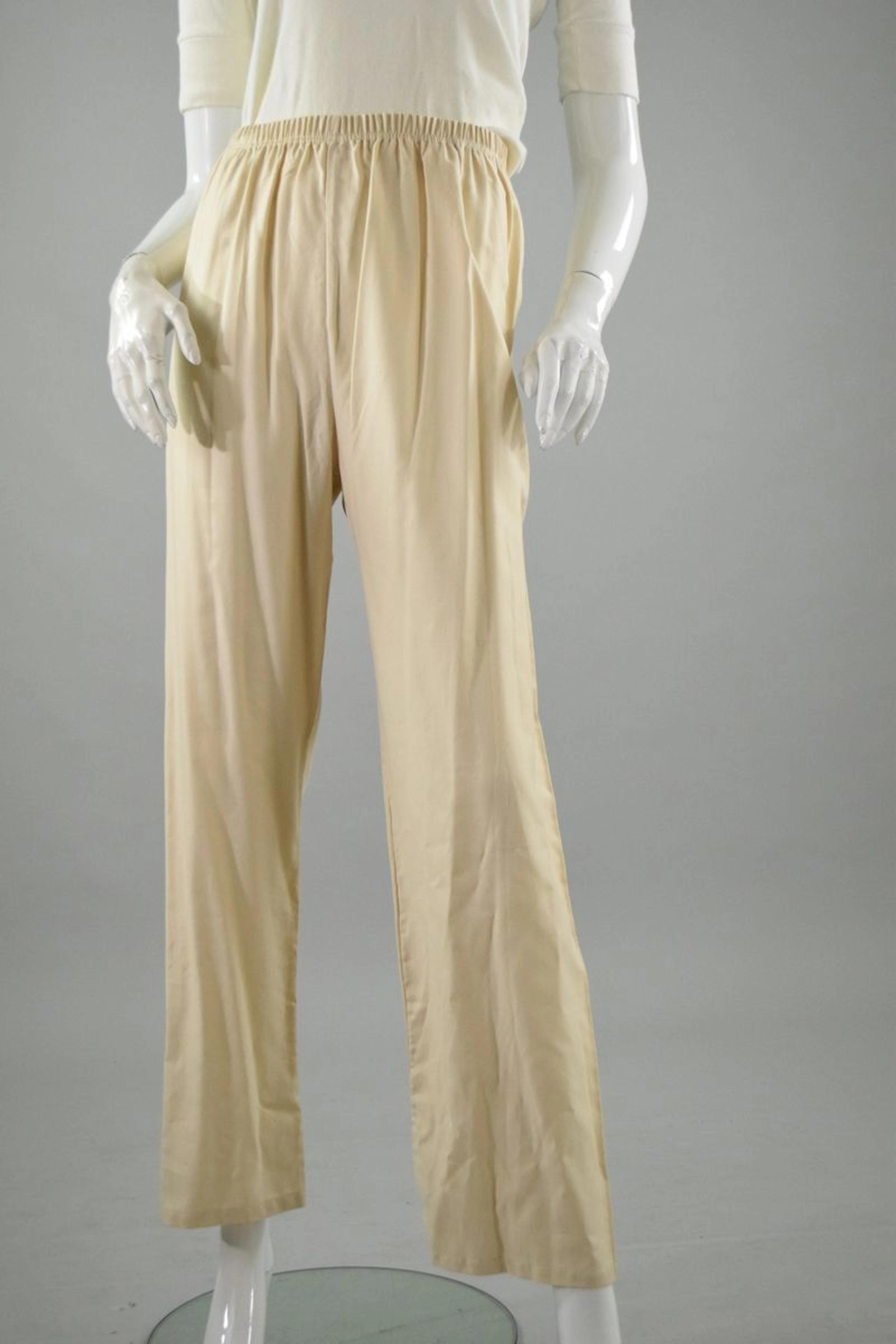 SILVIA MANTEGNA Pantalon fluide écru en... - Lot 357 - Rossini