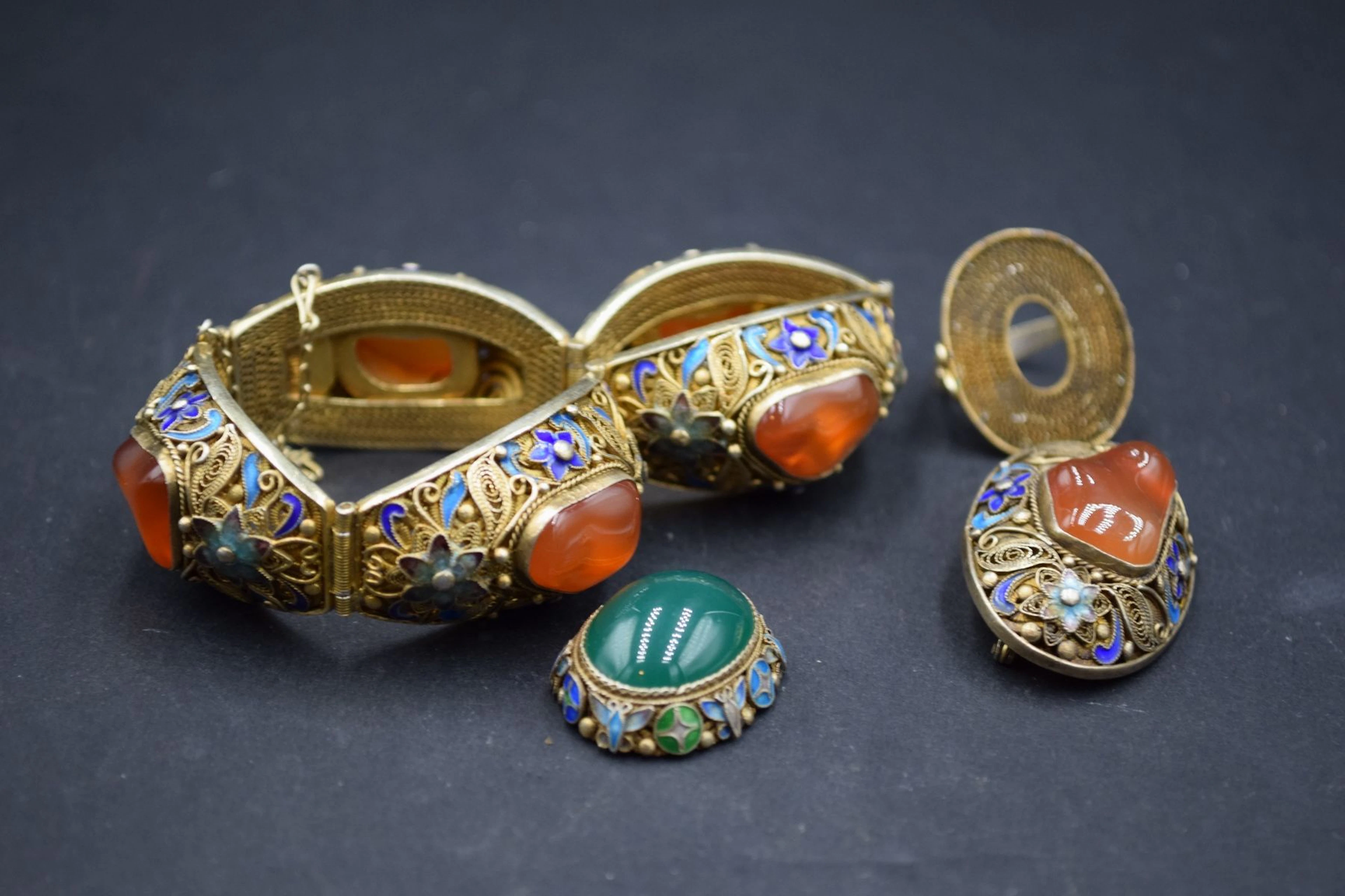 Demi-parure en argent comprenant un bracelet... - Lot 176 - Rossini