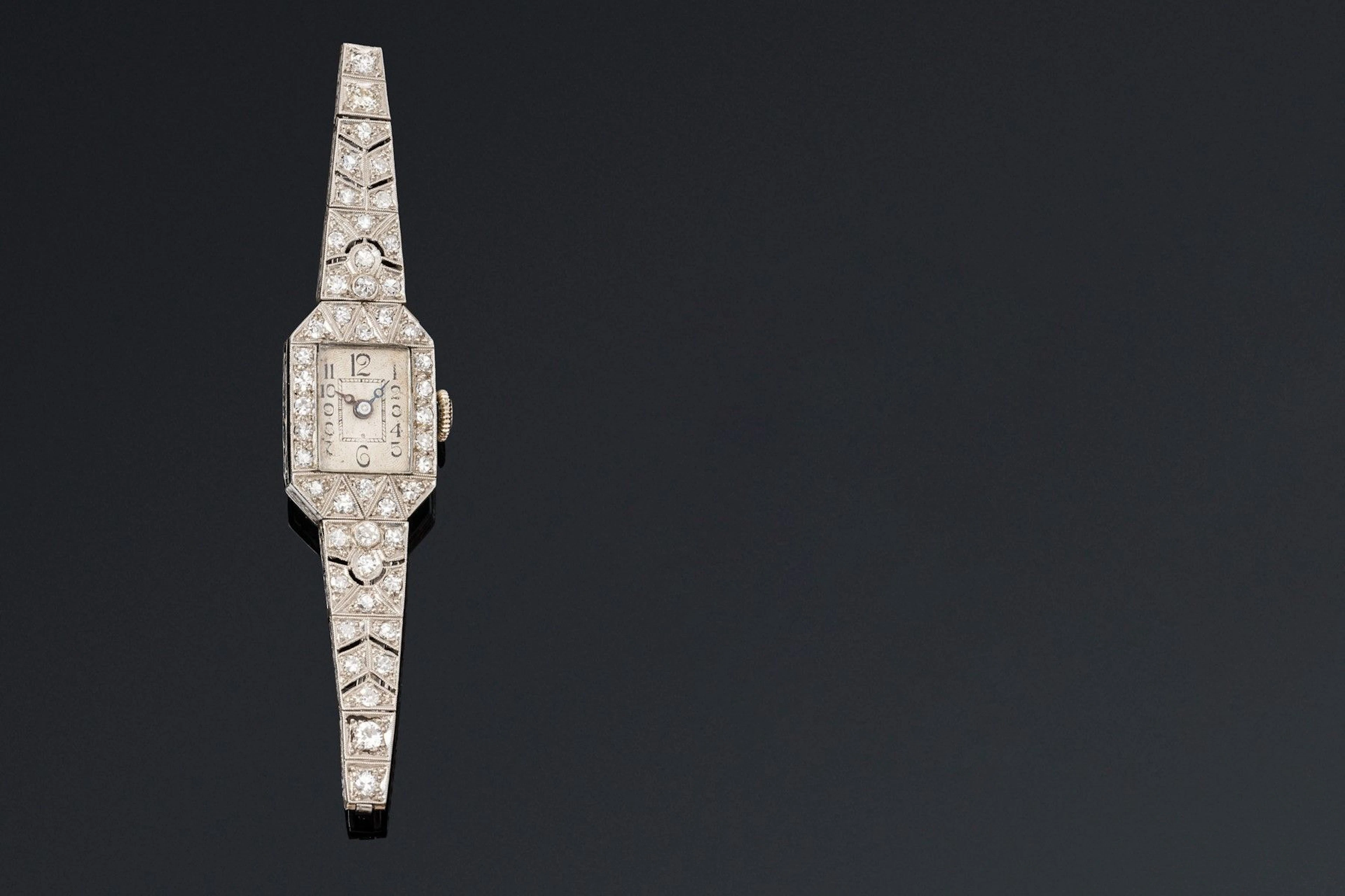 Montre de dame en platine, cadran octogonal... - Lot 88 - Rossini