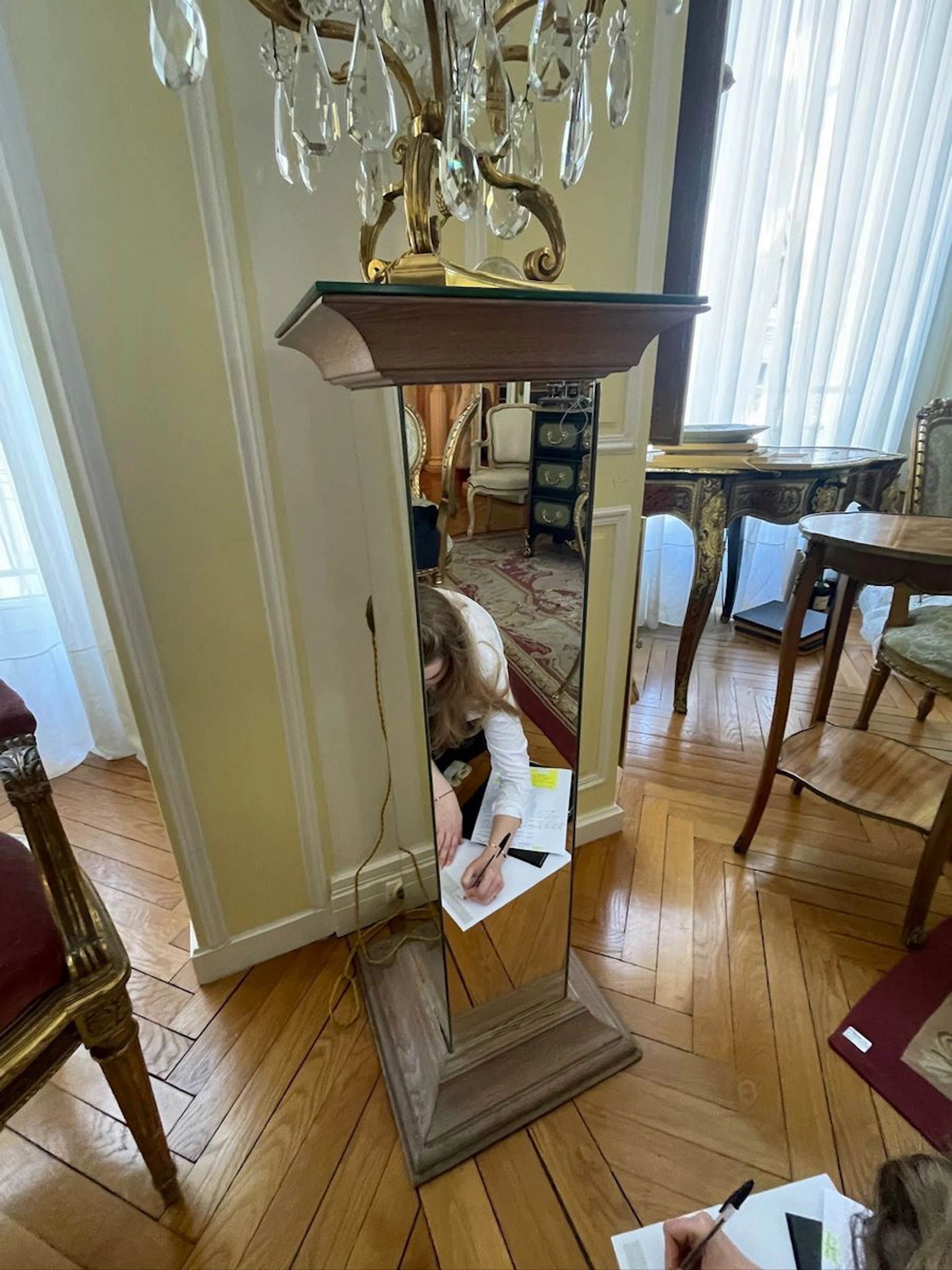 Paire de colonnes miroir et bois cérusé,... - Lot 271 - Rossini