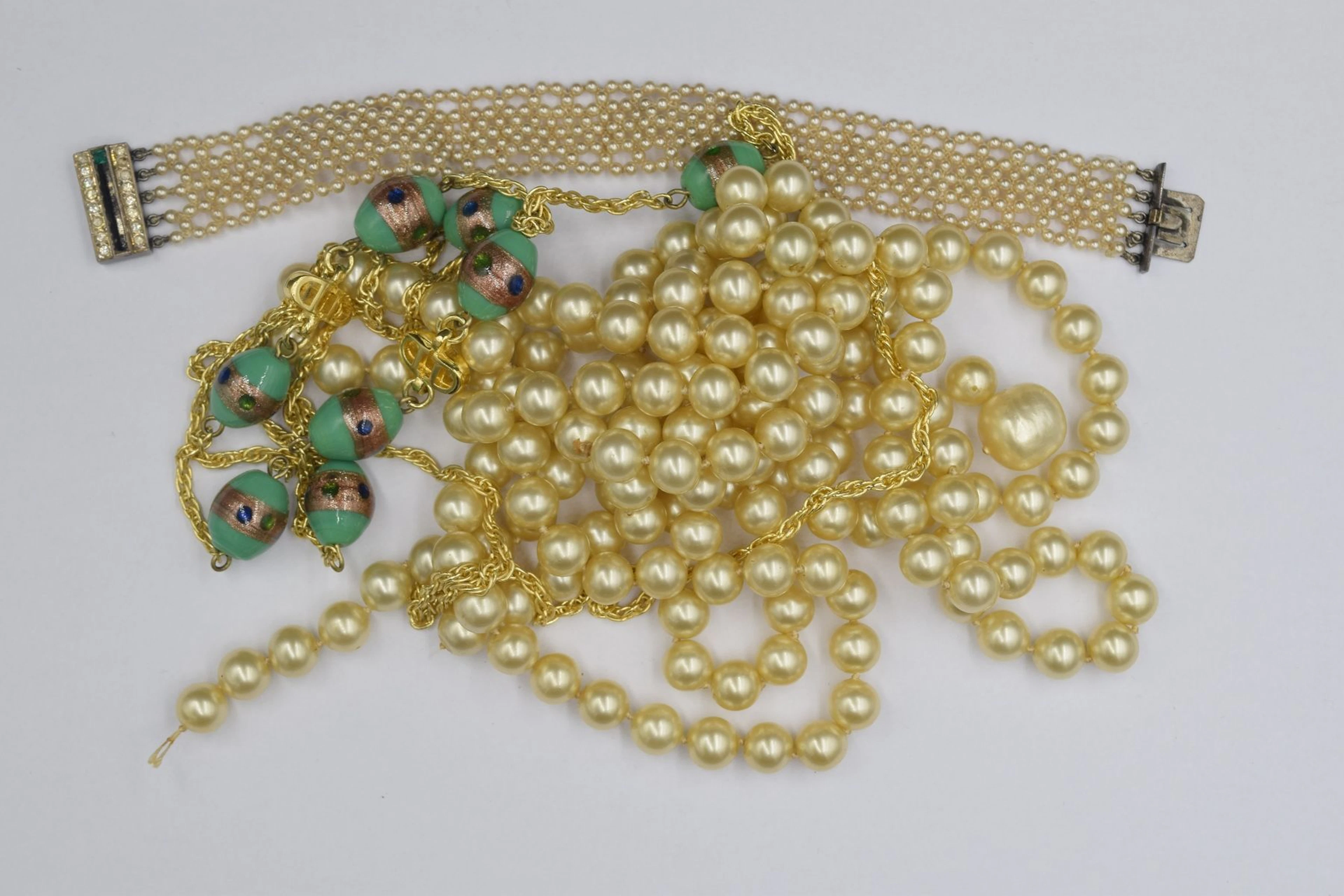 Ensemble de bijoux fantaisie comprenant :... - Lot 55 - Rossini