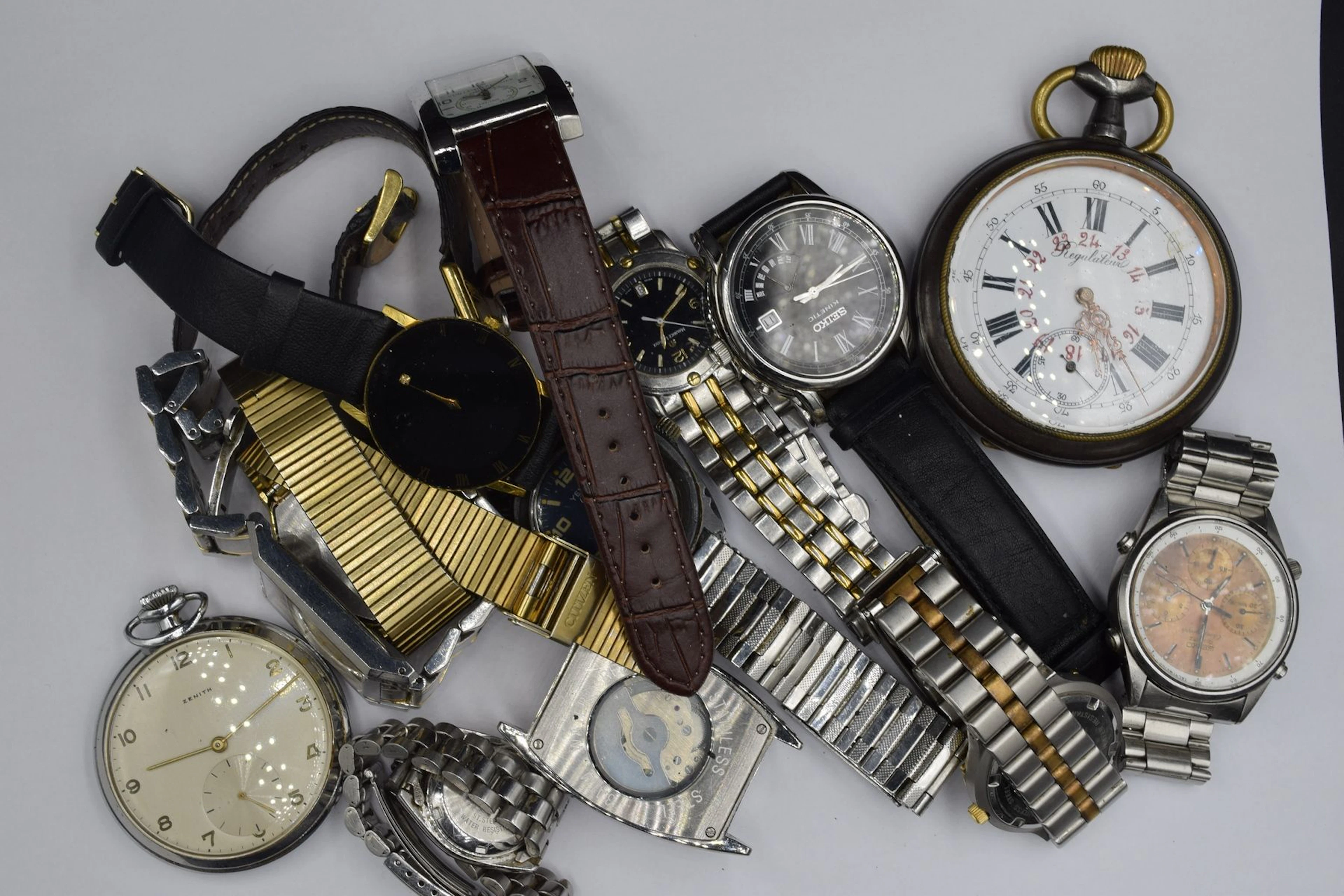 Lot de 13 montres (SEIKO, ZENITH, YEMA) et... - Lot 208 - Rossini