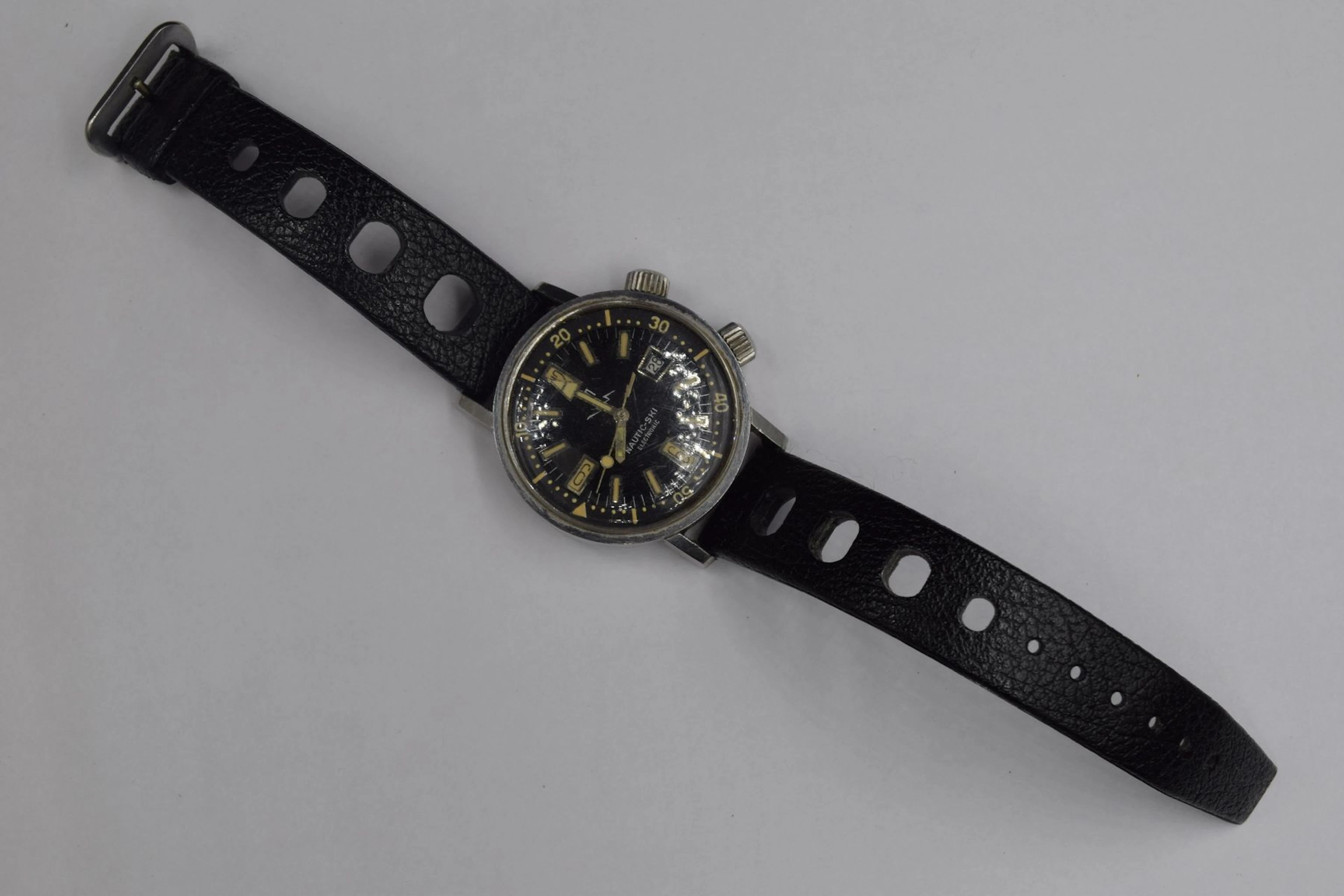LIP - Nautic-Ski Montre bracelet d'homme,... - Lot 216 - Rossini