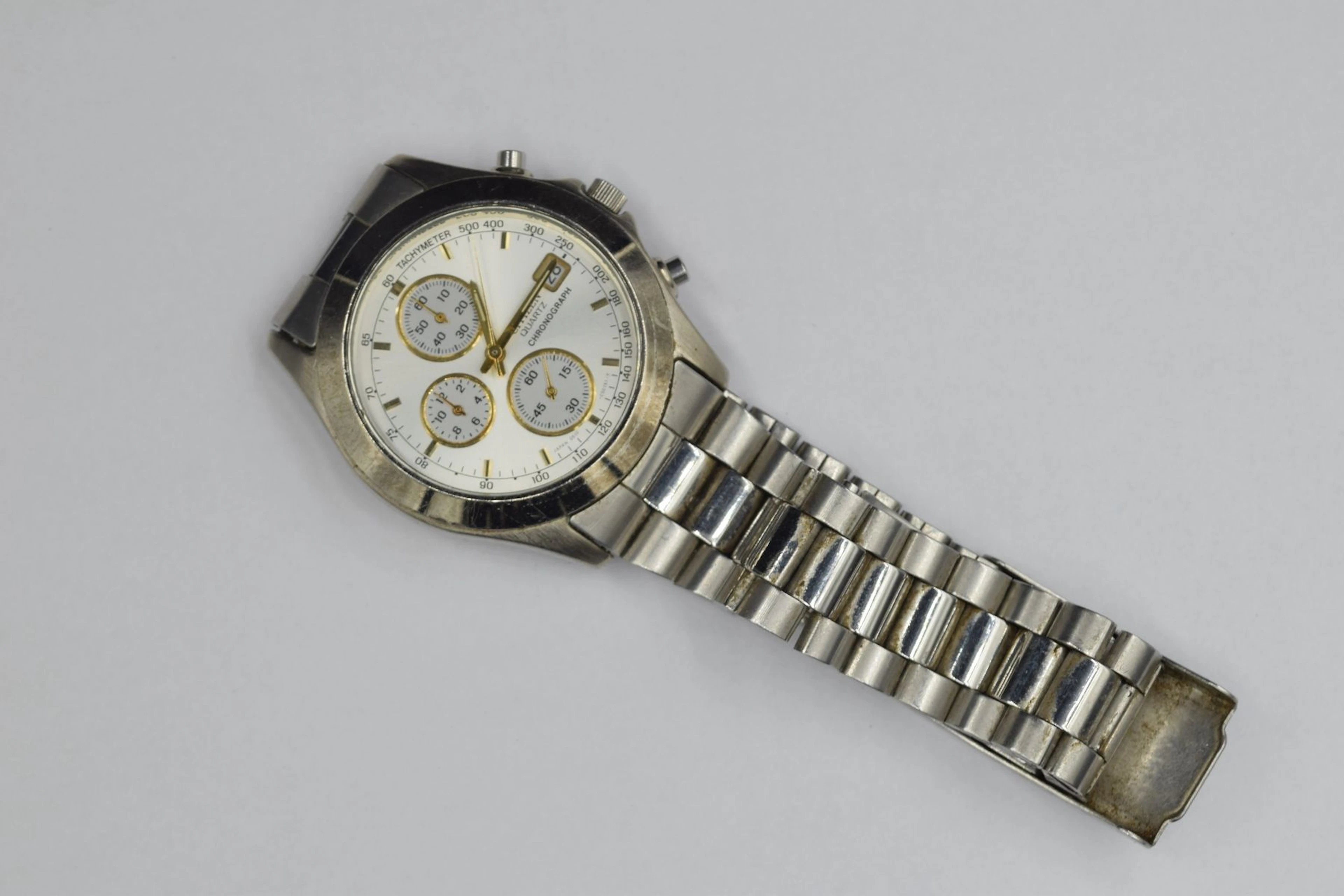 CITIZEN N°4400657 Montre bracelet en métal... - Lot 232 - Rossini
