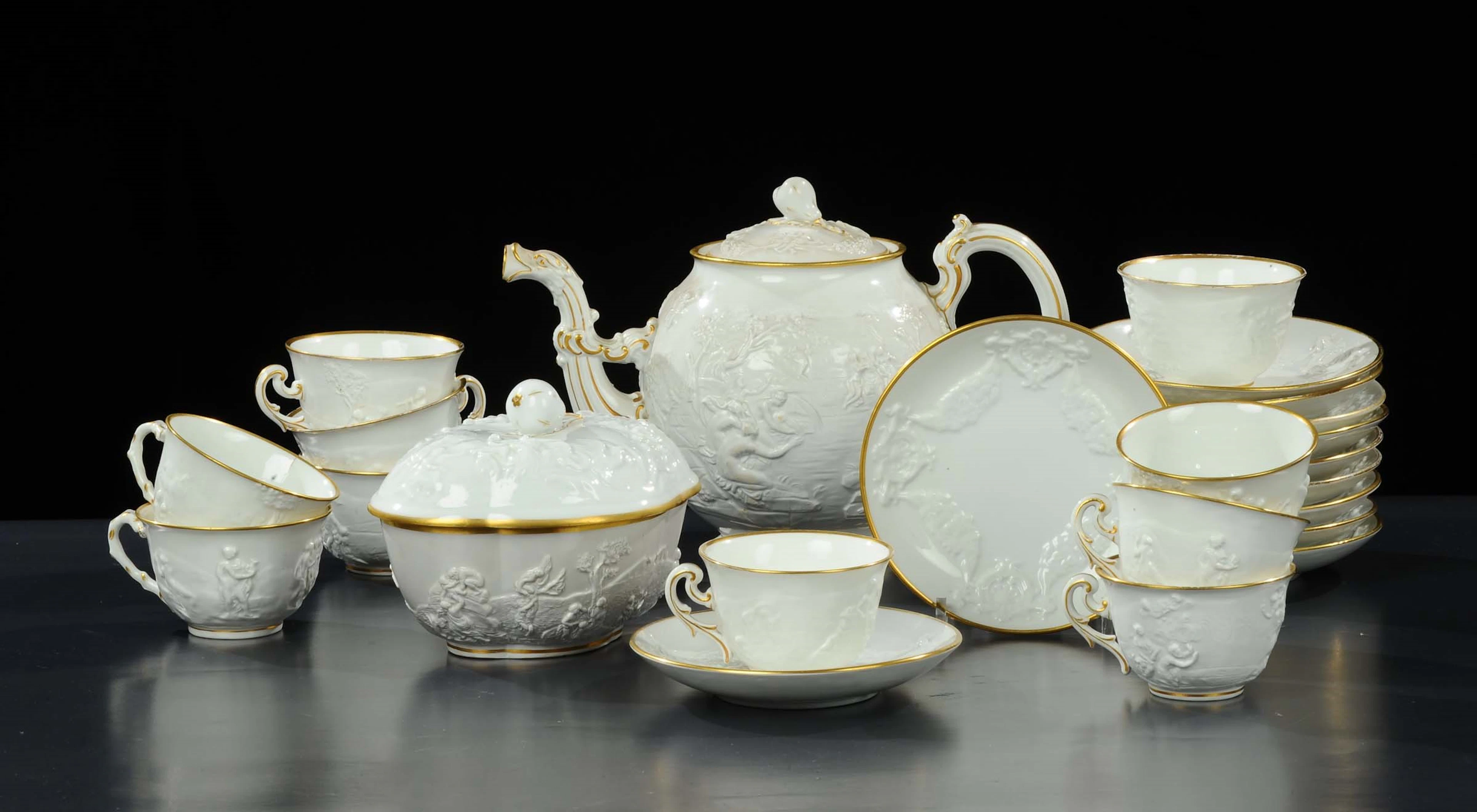 Servizio da te Capodimonte in ceramica