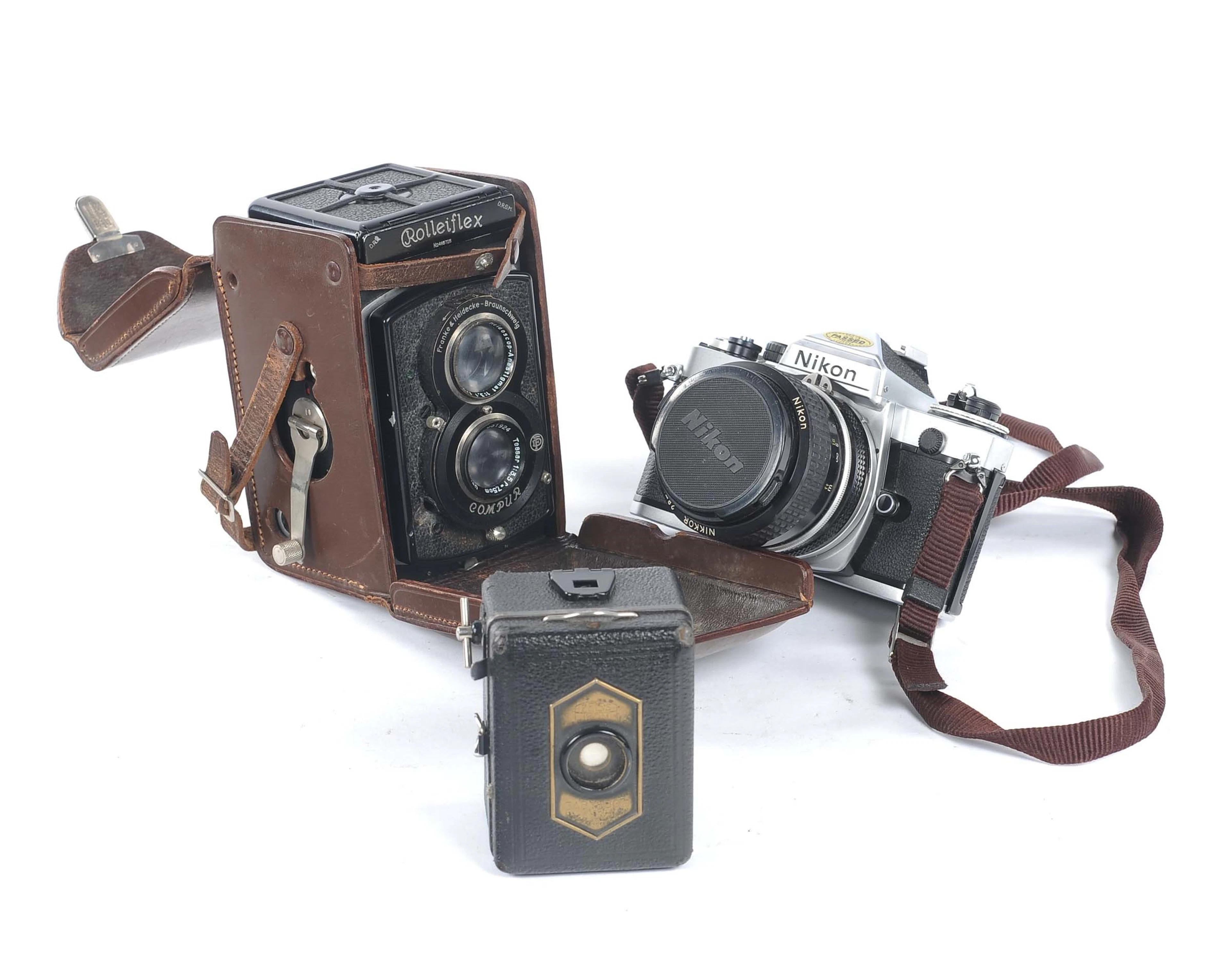 Lotto di tre macchine fotografiche