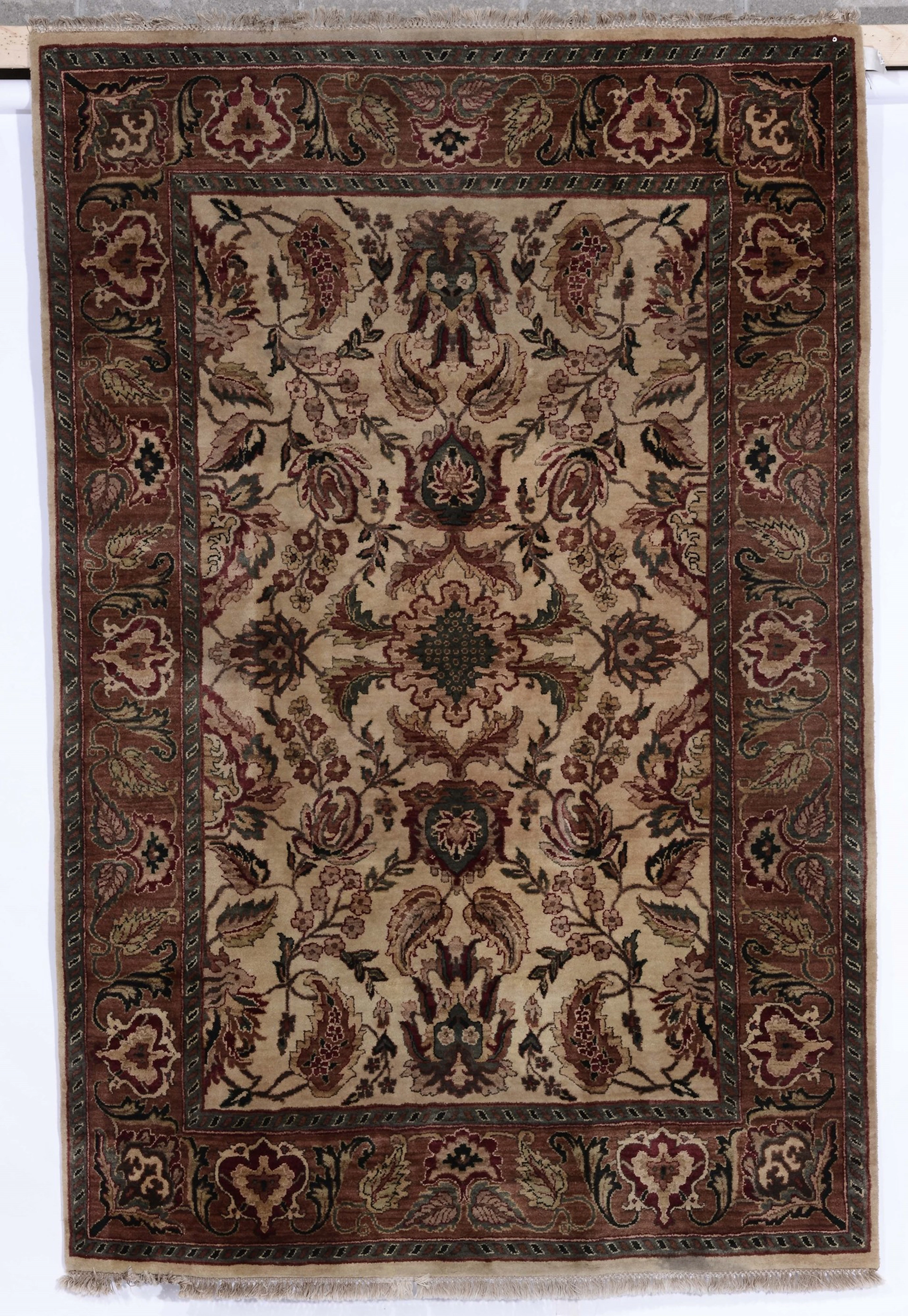 Tappeto indiano Agra, met� XX secolo
