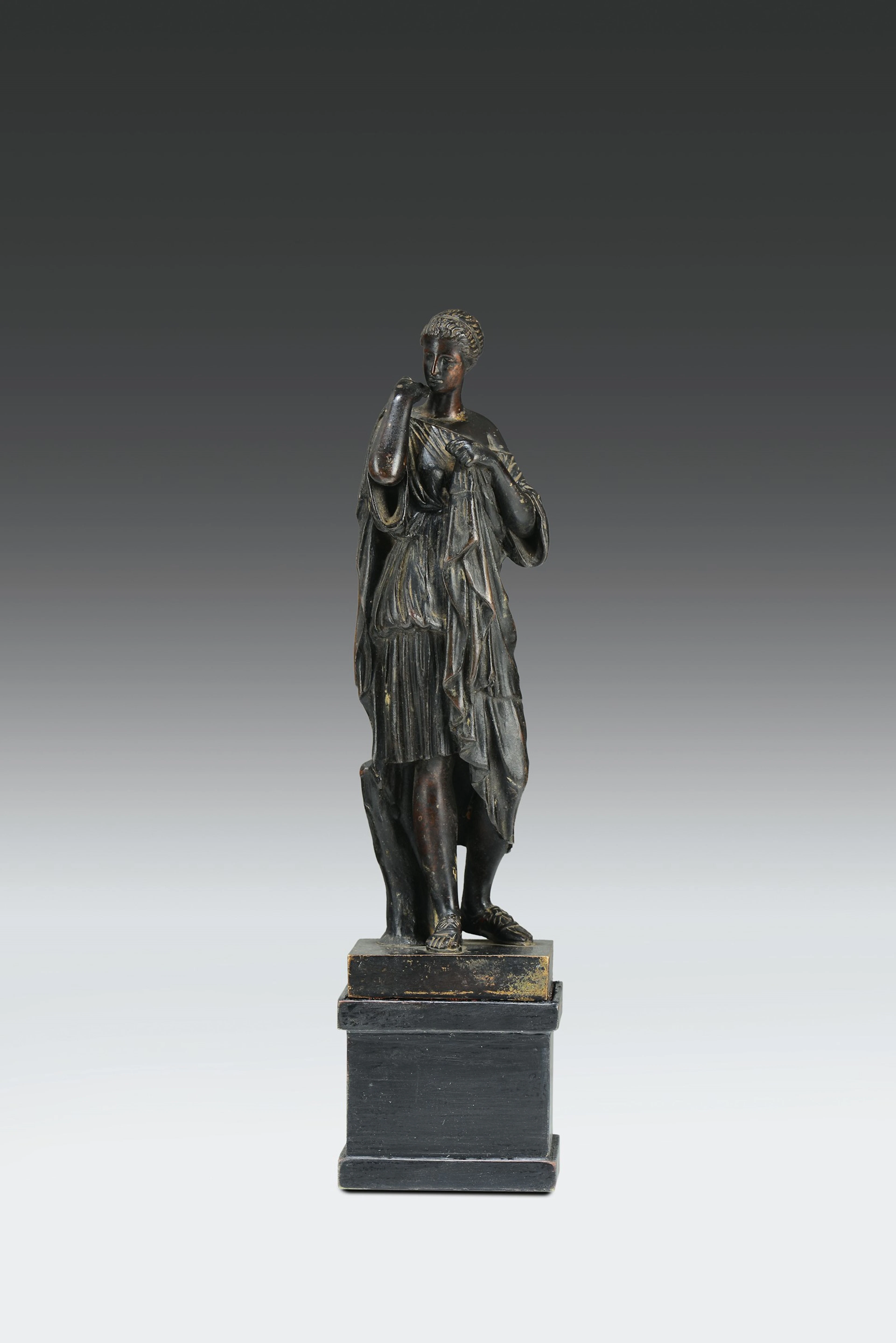 Scultura in bronzo raffigurante Diana di Gabi, Francia XVIII-XIX secolo