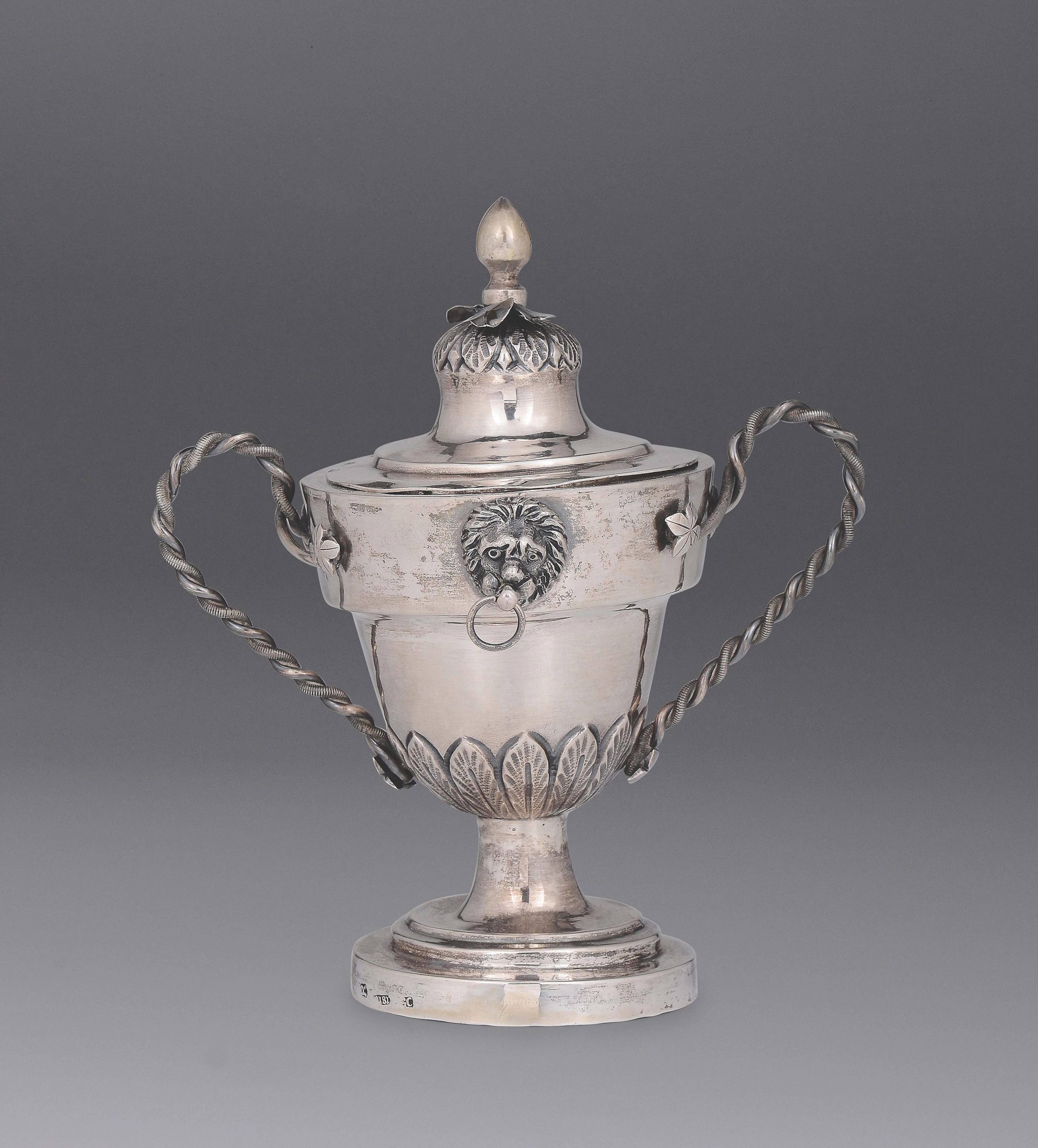 A silver sugar bowl, 19th century