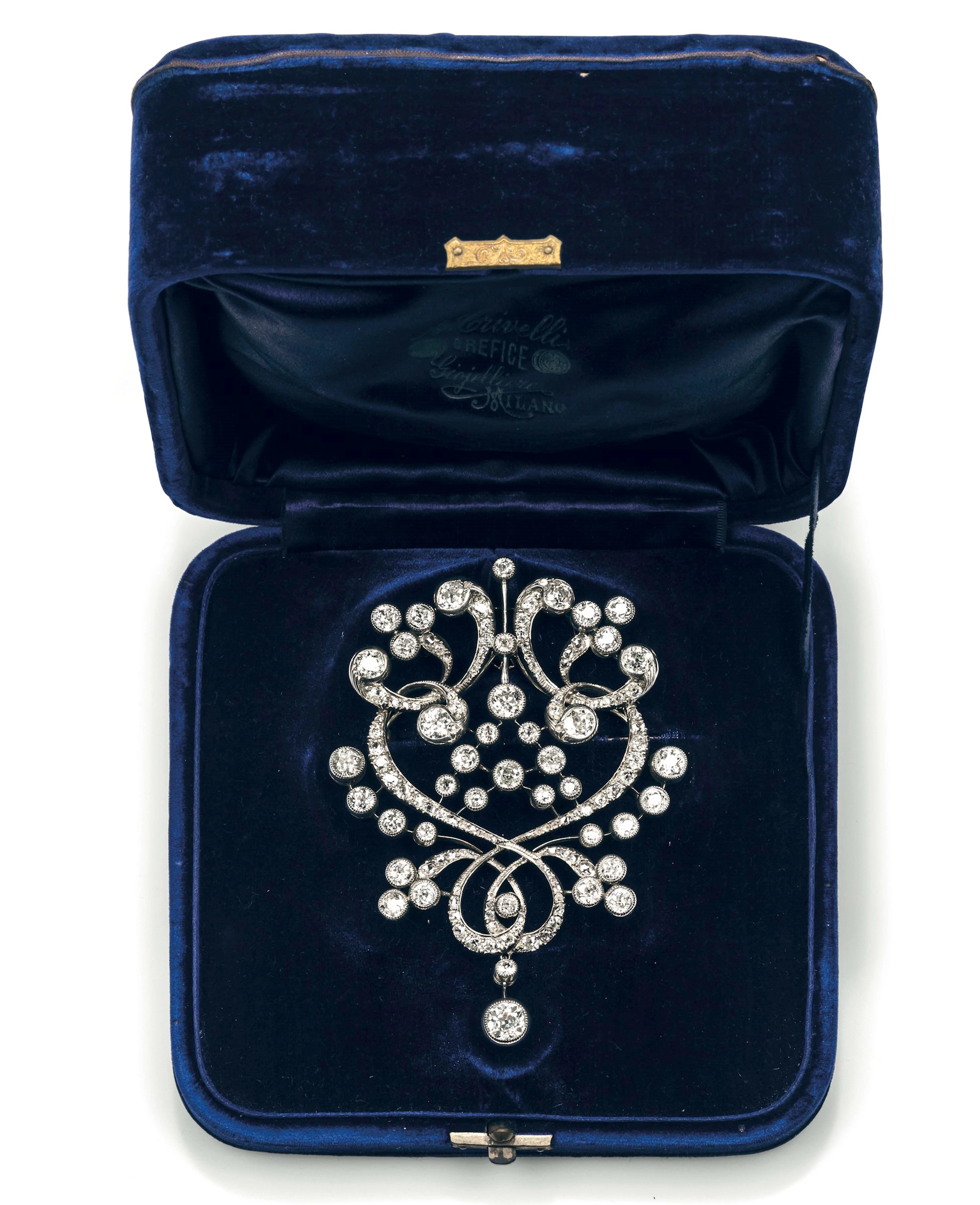 Old-cut diamond brooch set in silver