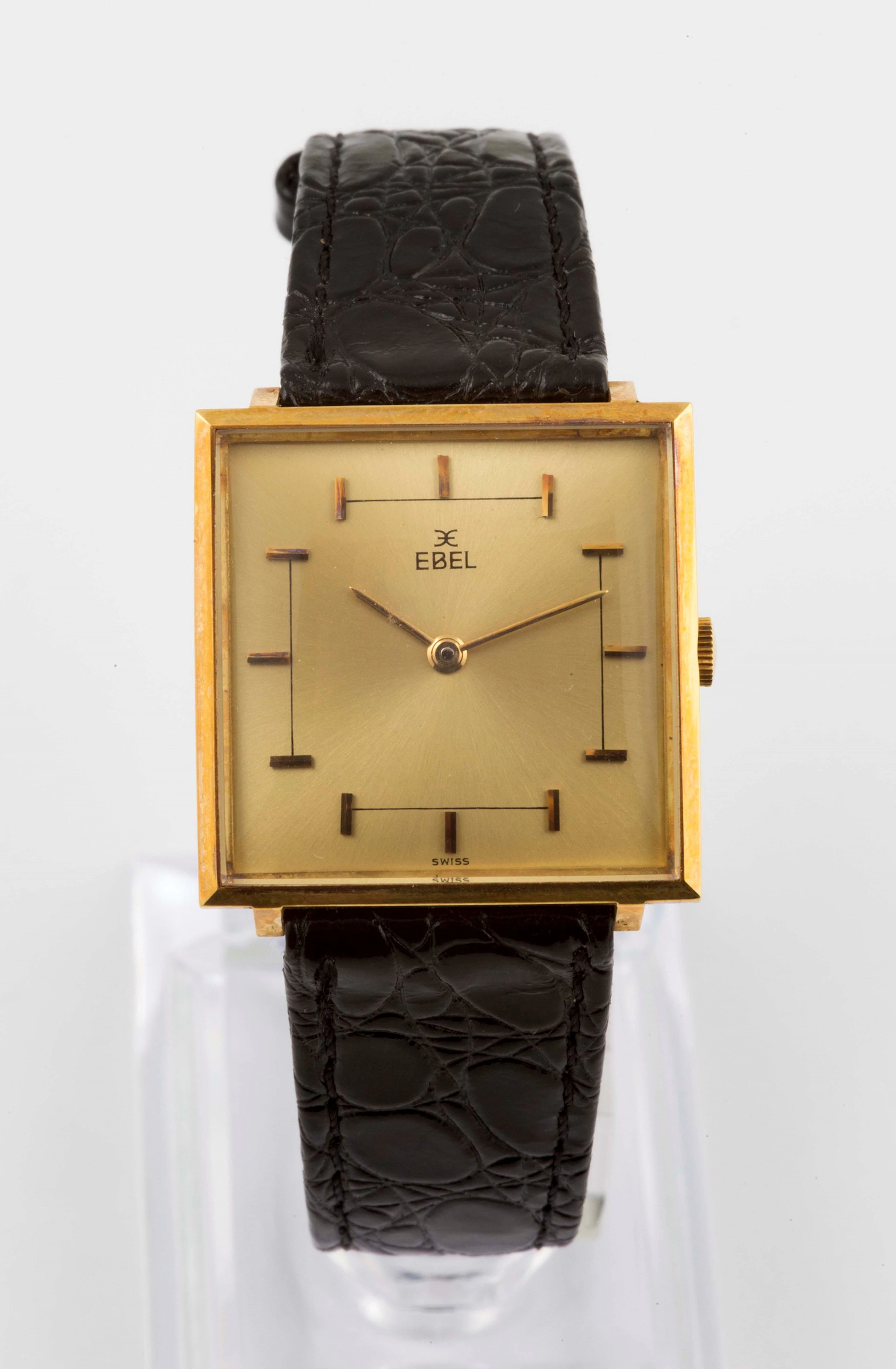 EBEL, orologio da polso, in oro giallo 18K, a carica manuale. Realizzato