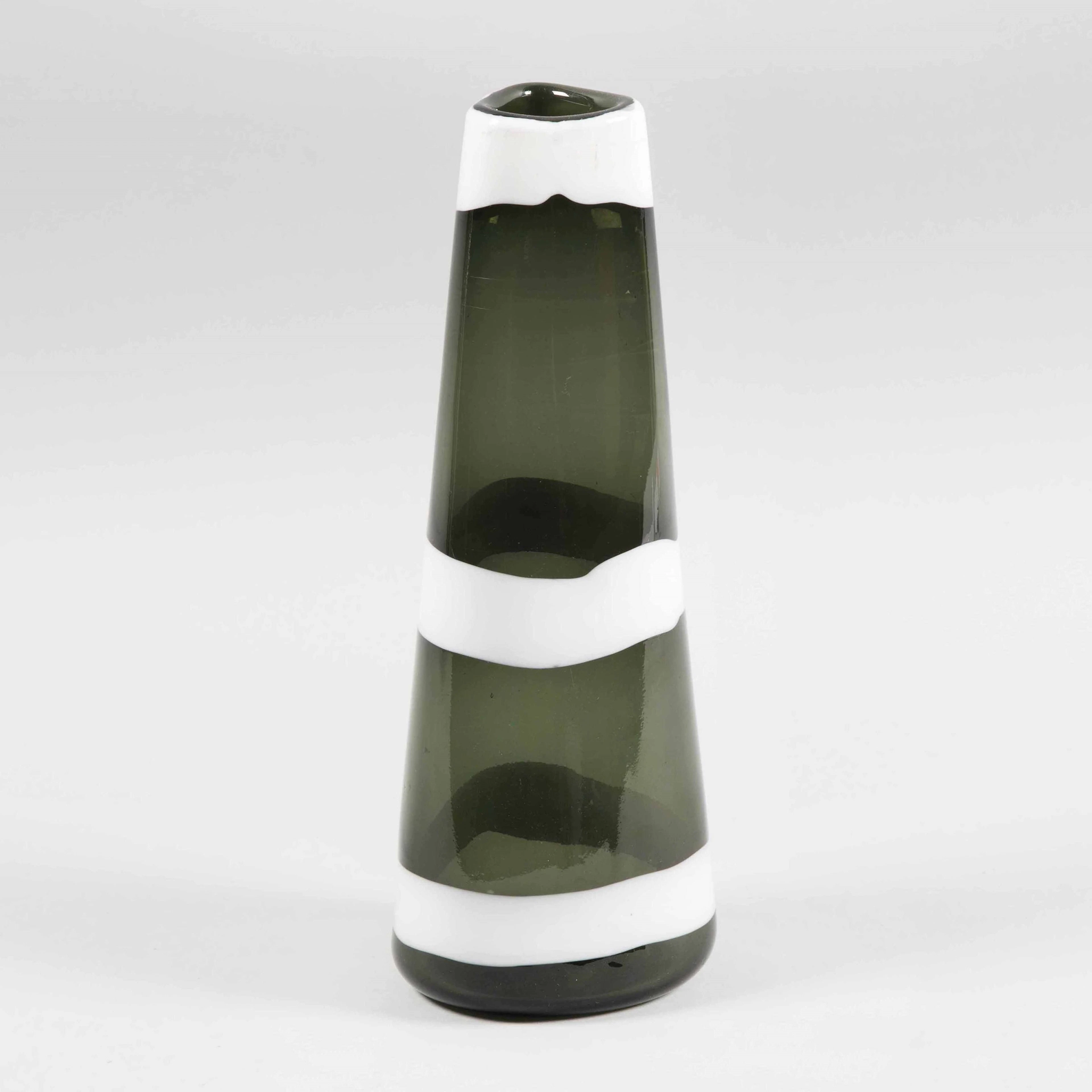 Fulvio Bianconi, Venini, Murano, 1951 ca. A truncated pyramid-shaped