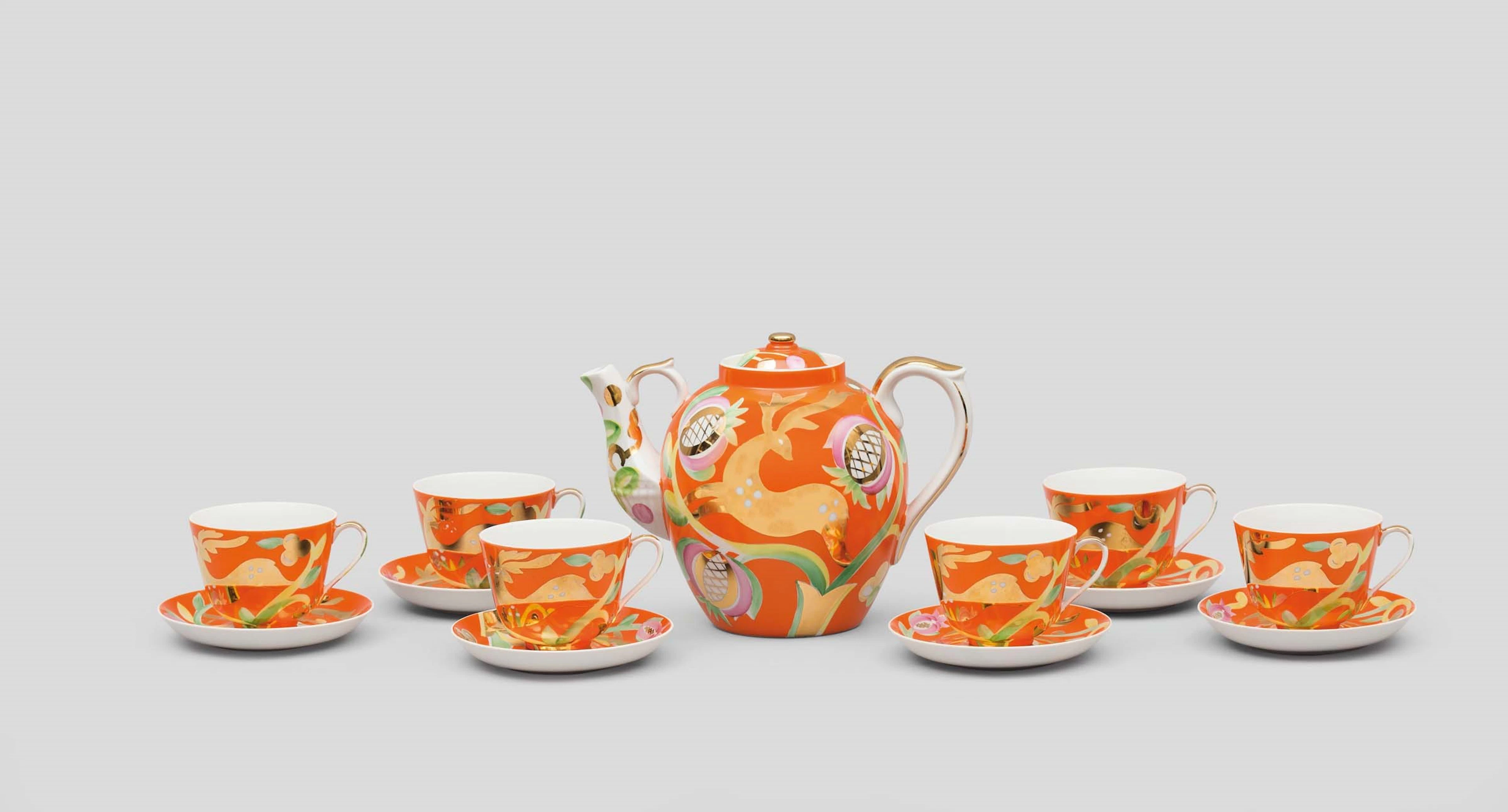 Russia, 19th century. A tea set made up by six cups and a large teapot