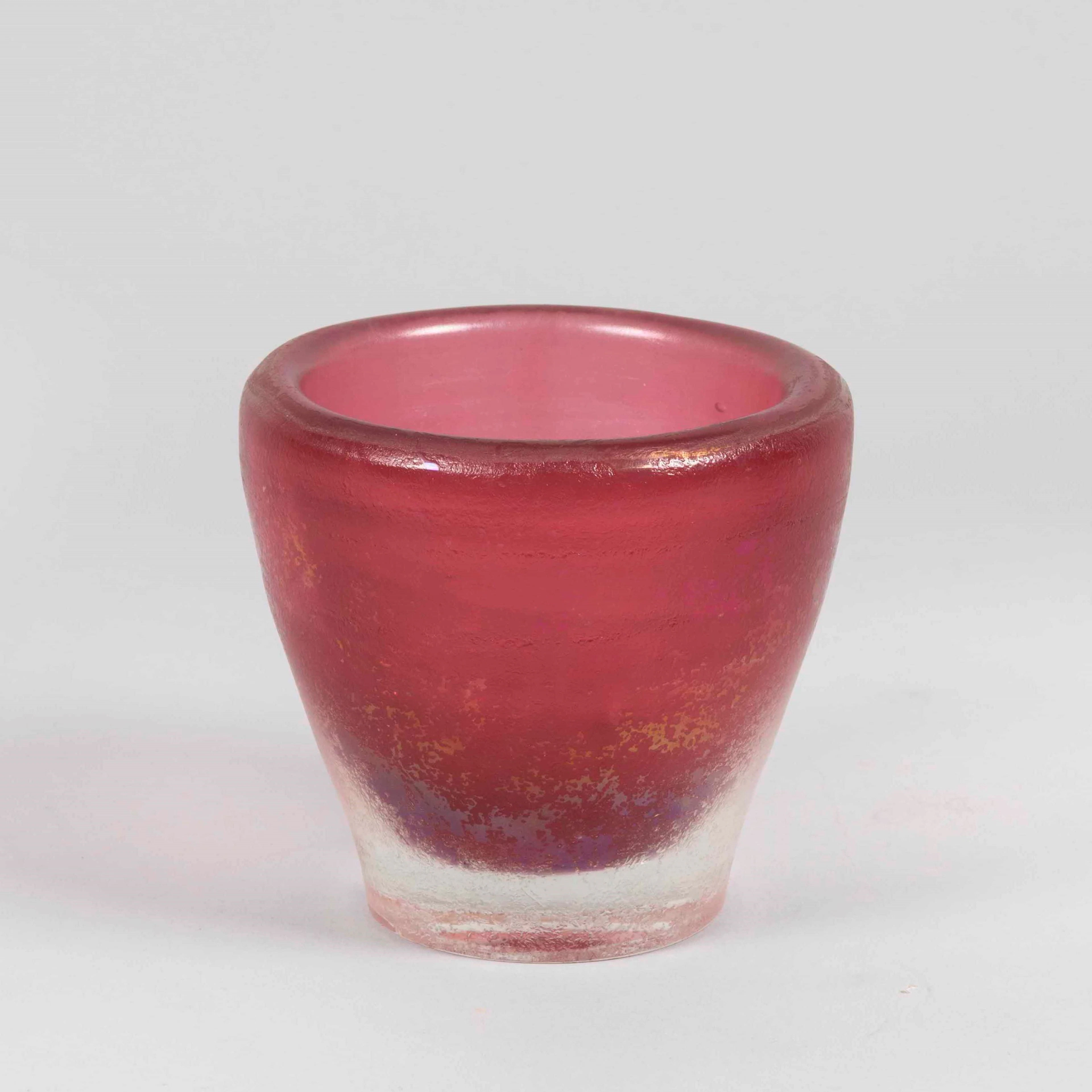 Carlo Scarpa, Venini, Murano, 1936 ca. A vase in submerged glass
