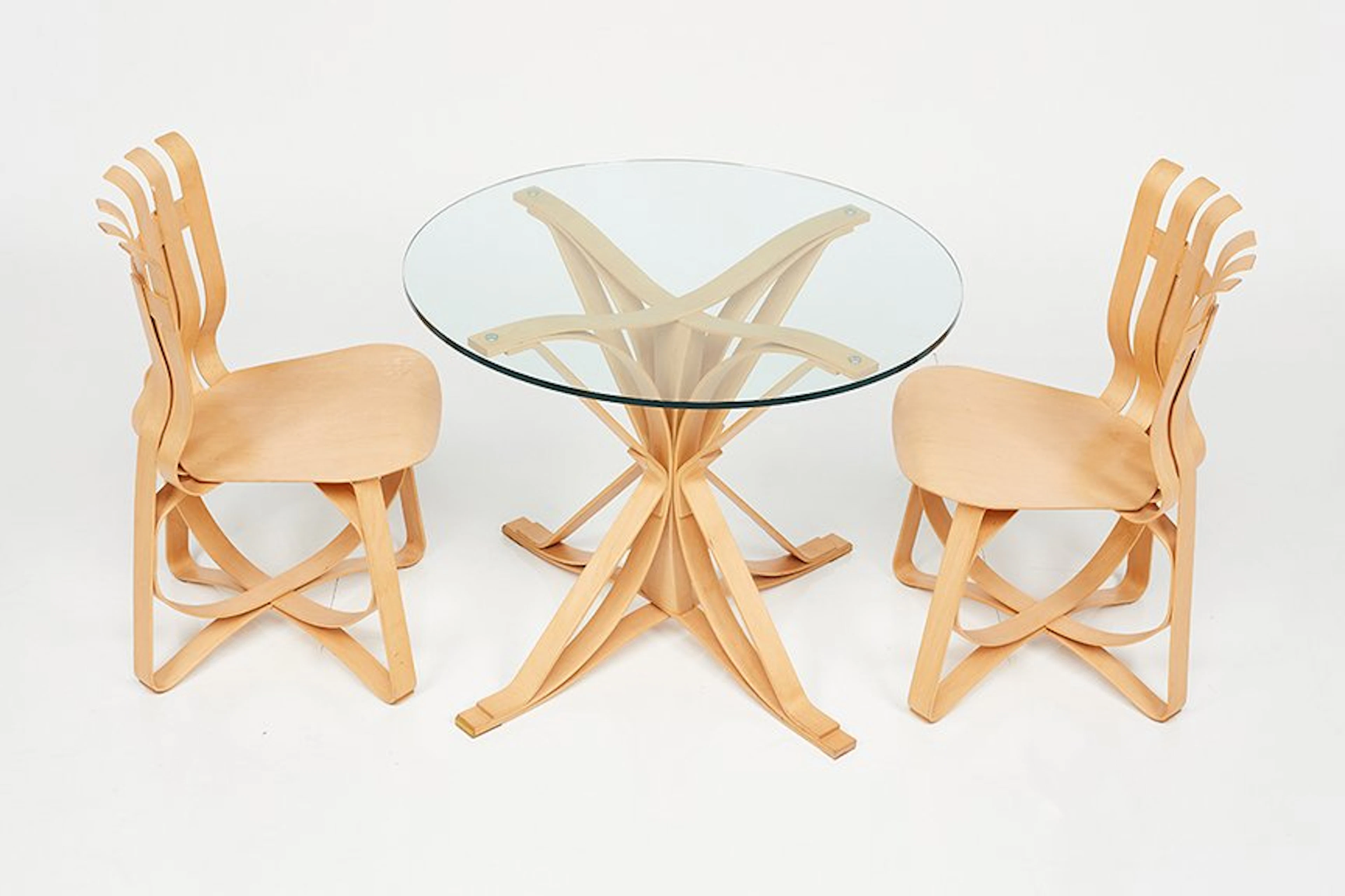 'Hat Trick' table and pair of chairs, 1993-1997