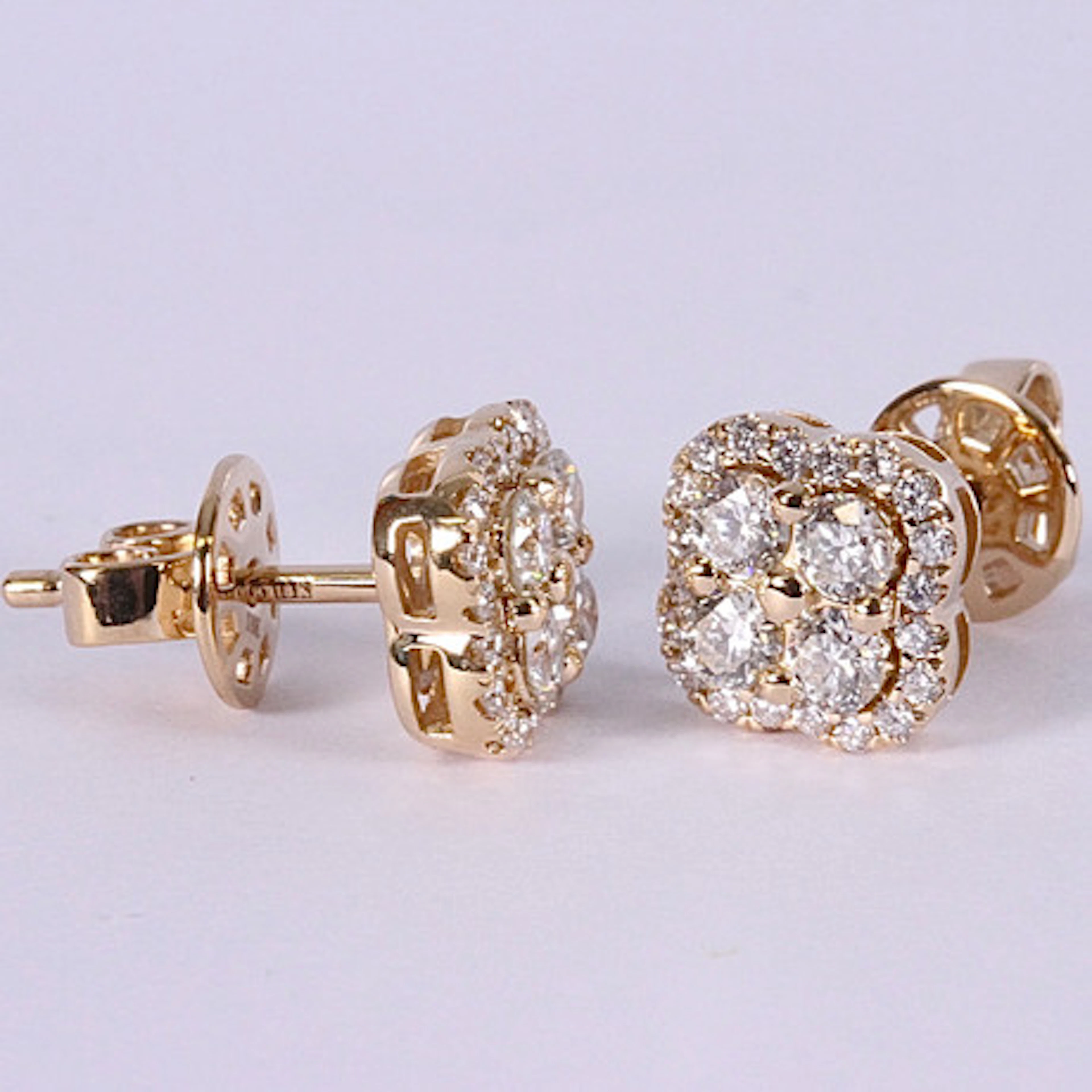 DIAMANTÖRHÄNGEN, ett par, 0.88ct, 18K.