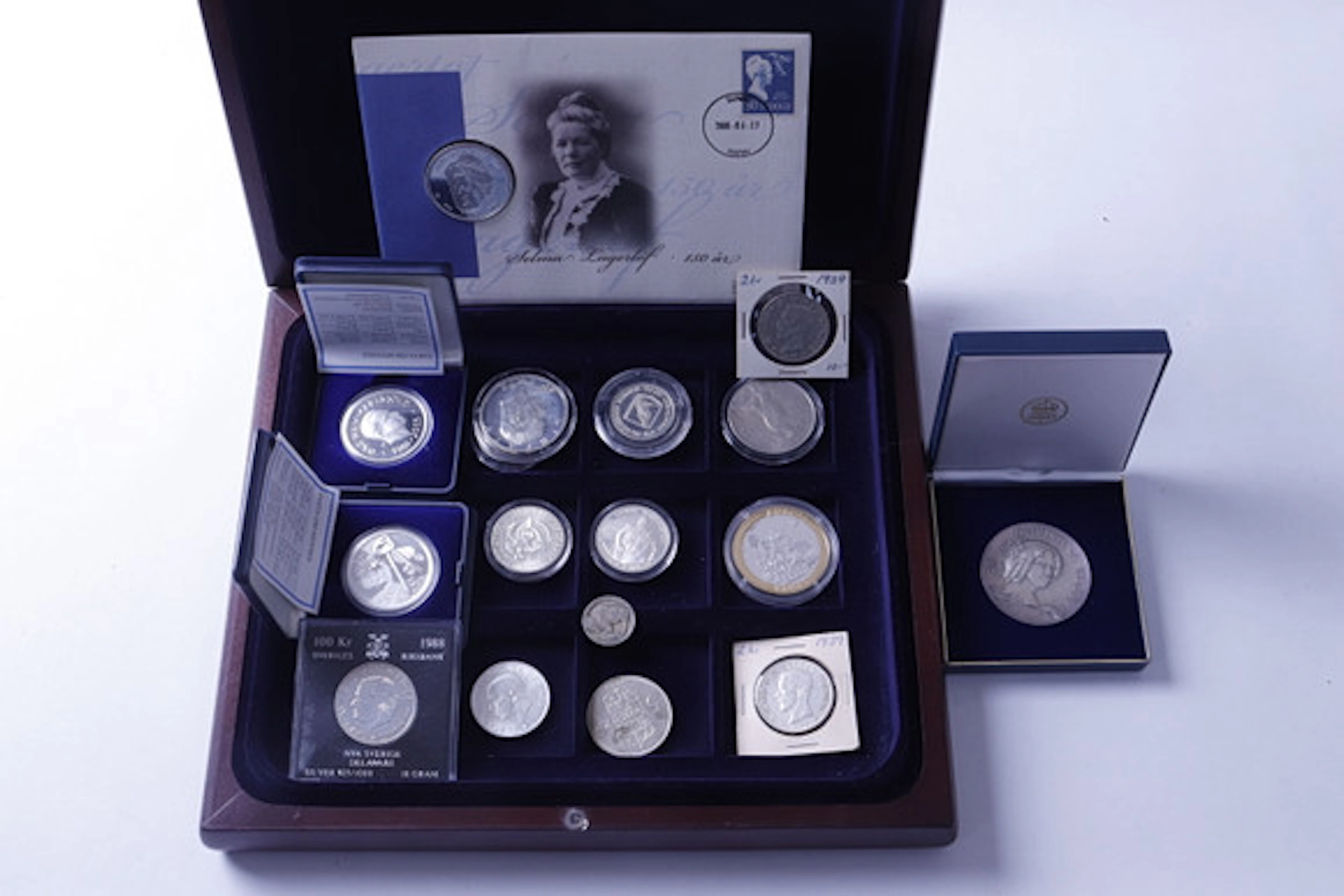 MYNT, Silver, Sverige, USA.