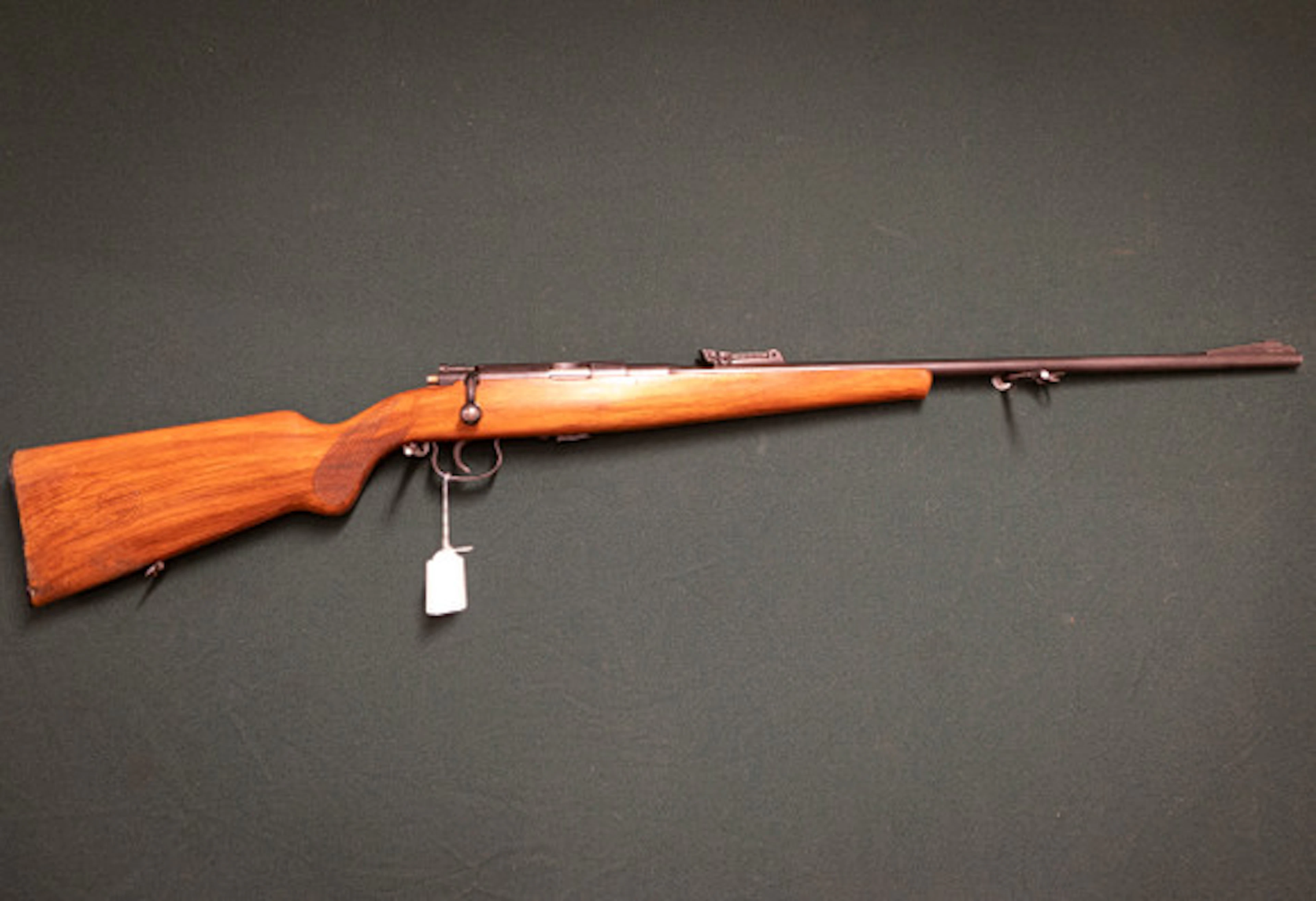 Studsare Mauser kal.22lr. Tillv.nr. 203716.