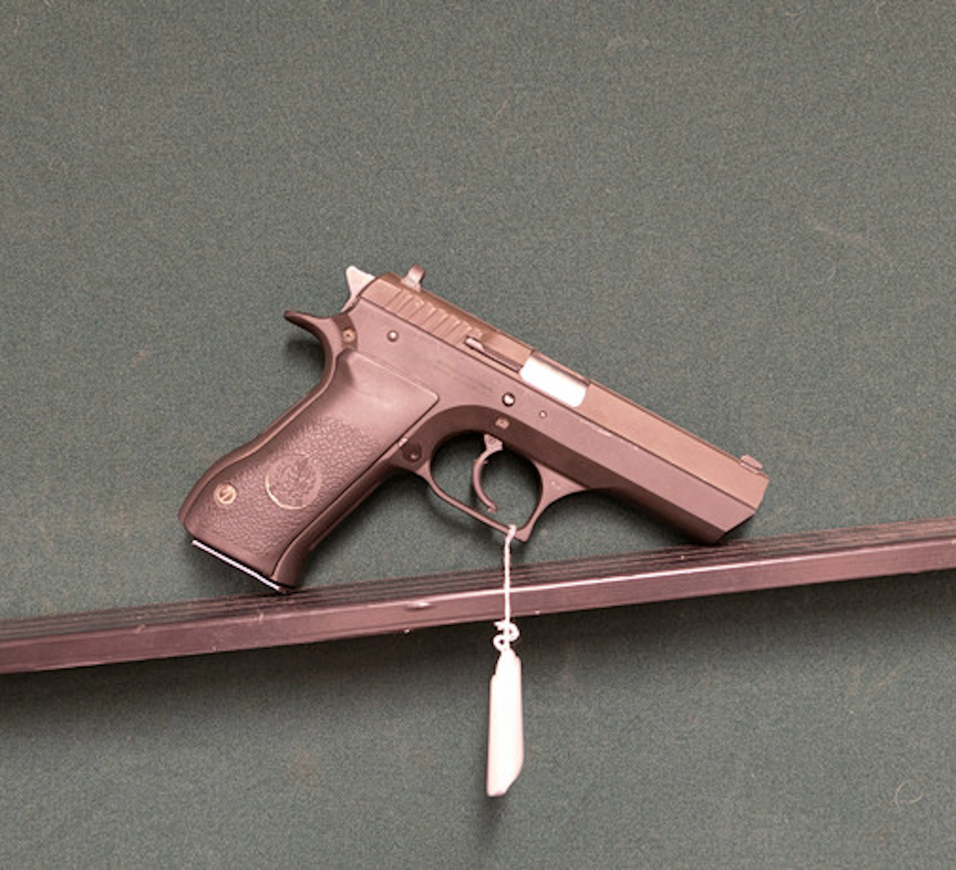 Jericho 941F kal. 9x19 & VÄXELSATS .41AE #…