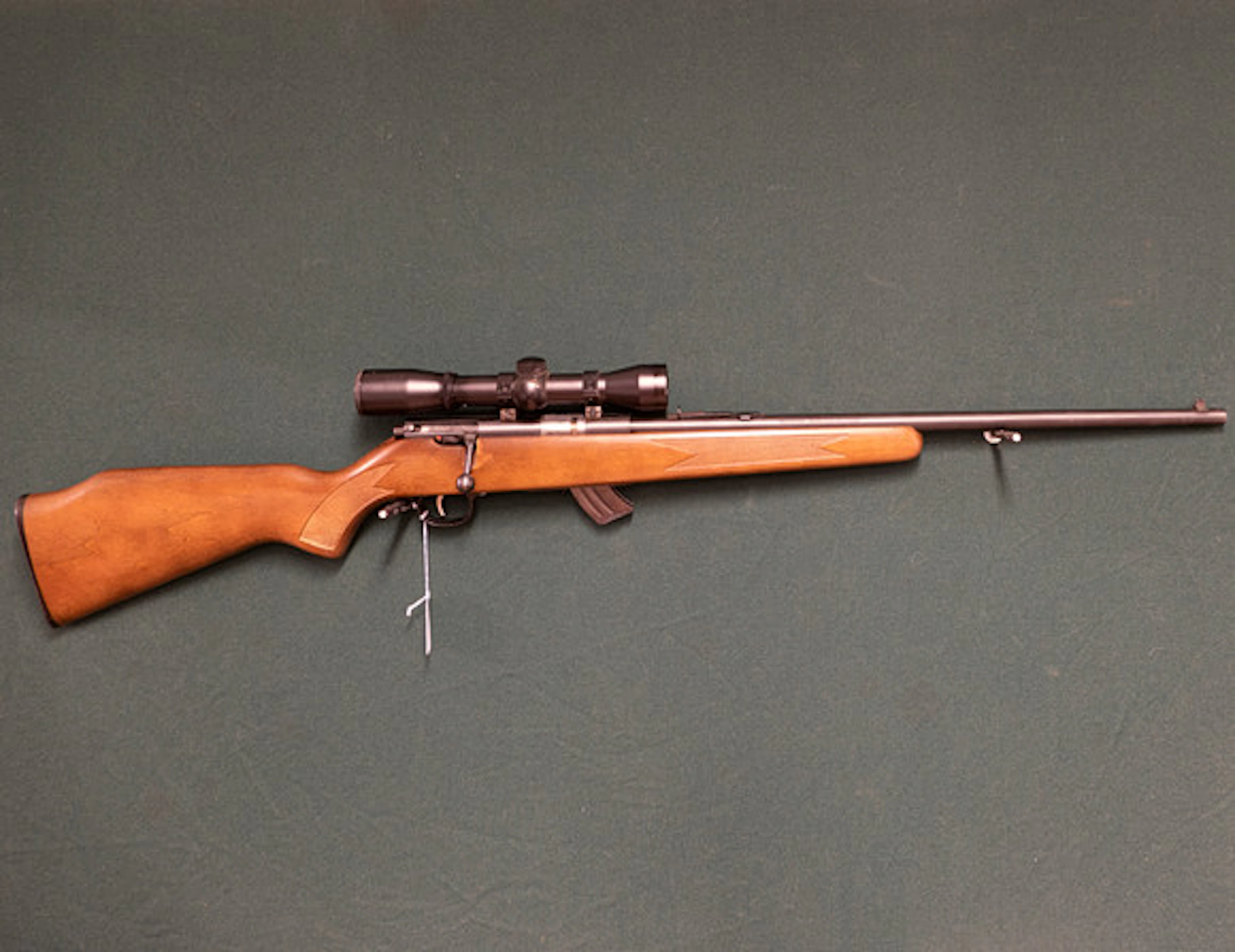 Savage kal 22lr . Tillv.nr. 3546344.